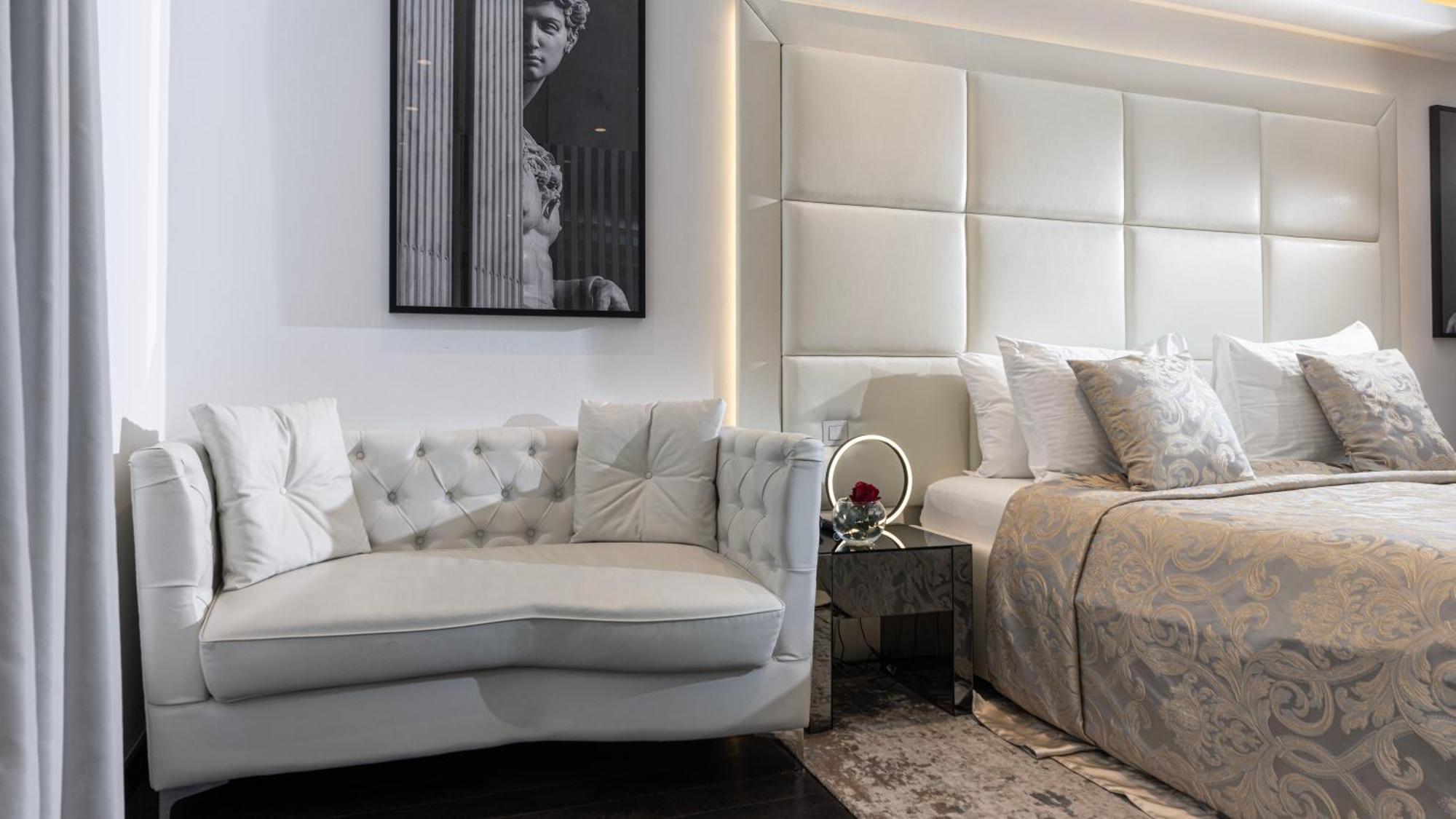 Grand Luxury King Room
