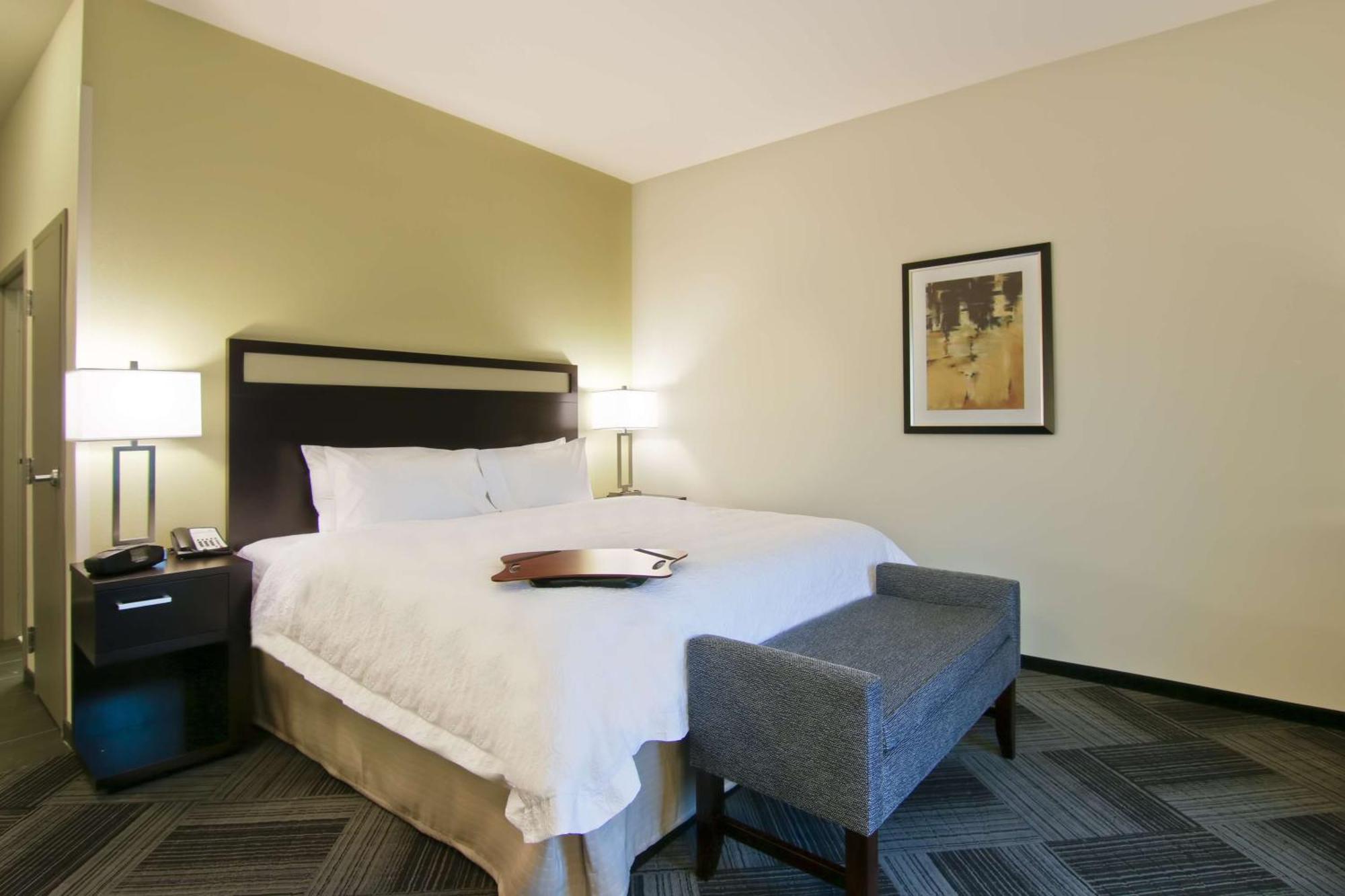 King Room - Non-Smoking