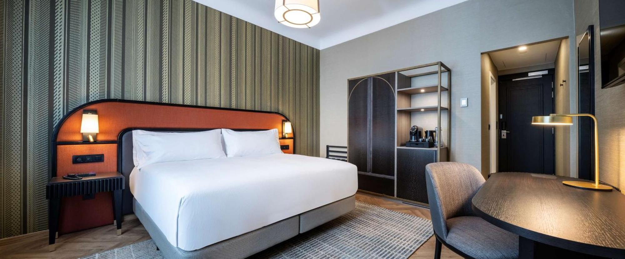 King Guest Room