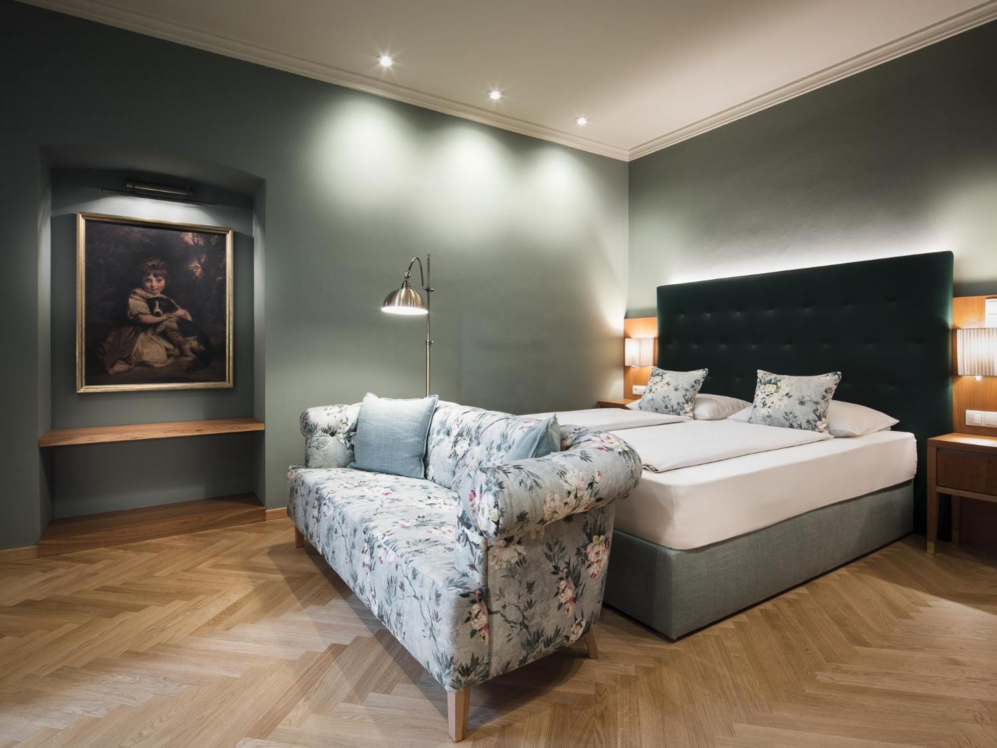 Double Room Balcony Annex
