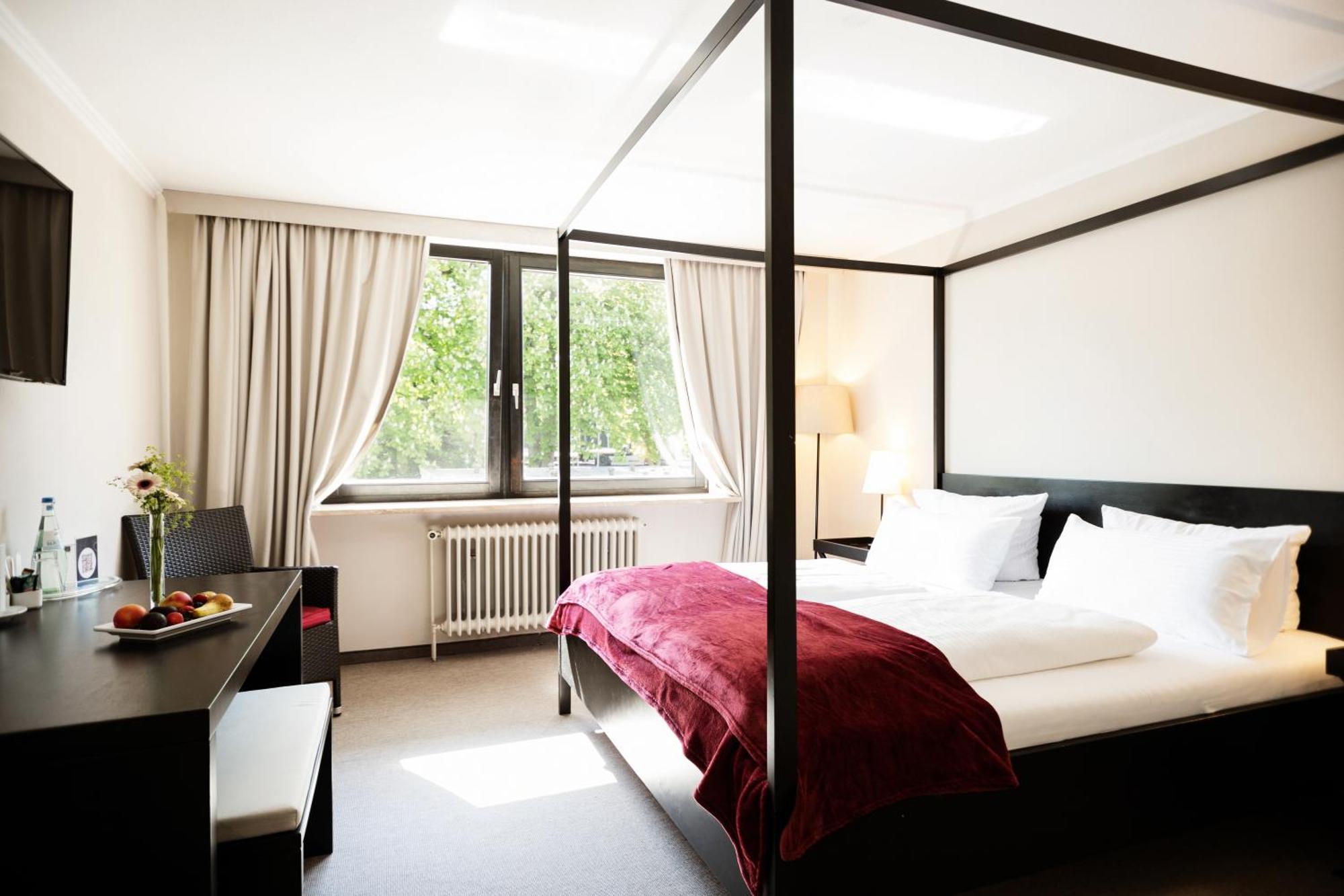 Standard Doppelzimmer, Landseite