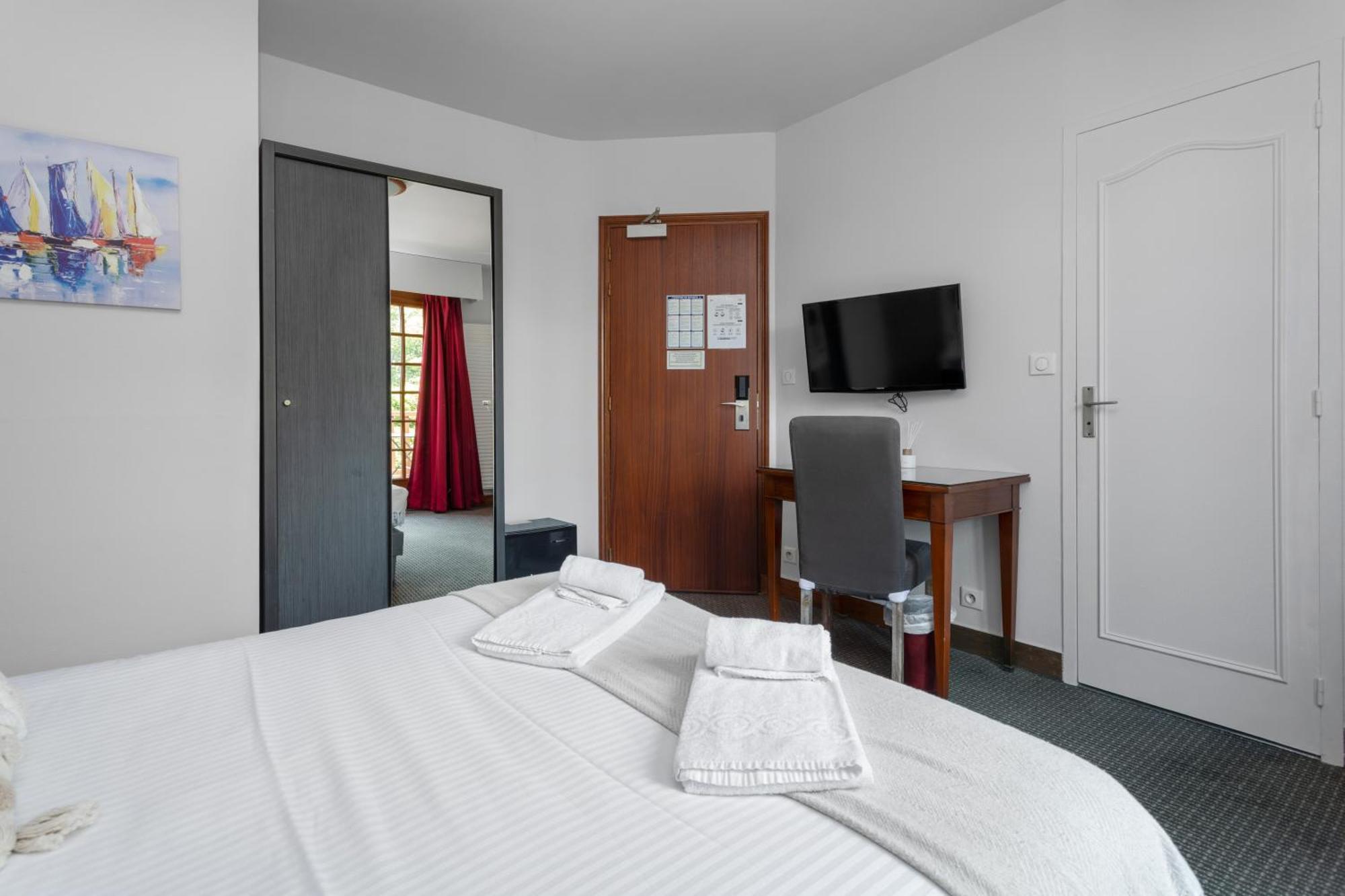 Superior Room Balcony Sea View