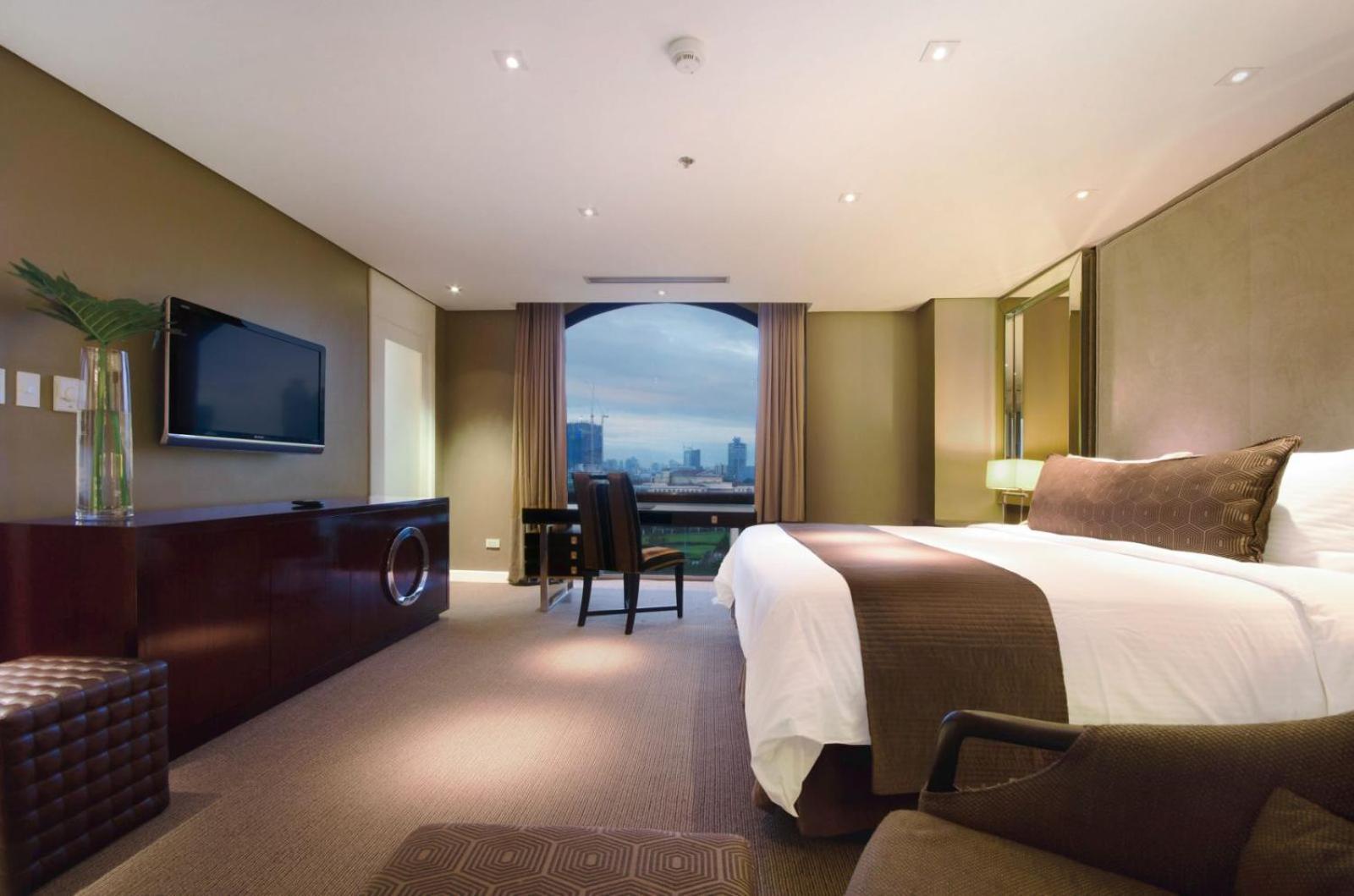Executive Suite