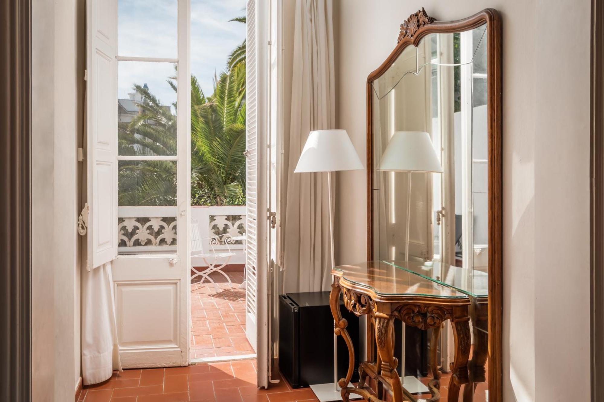 Quadruple Room with Terrace