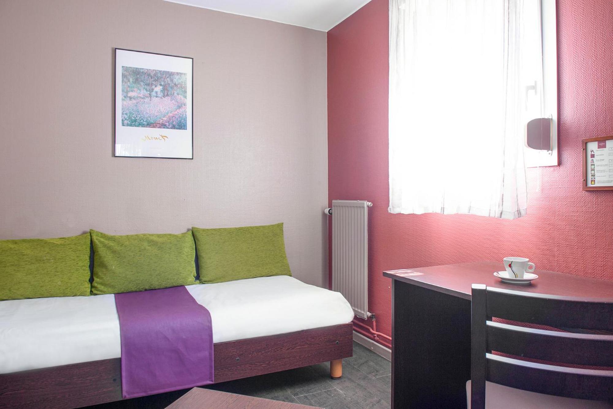 Executive Room 1 Double Bed 1 Single Bed,1121257620:JPEG