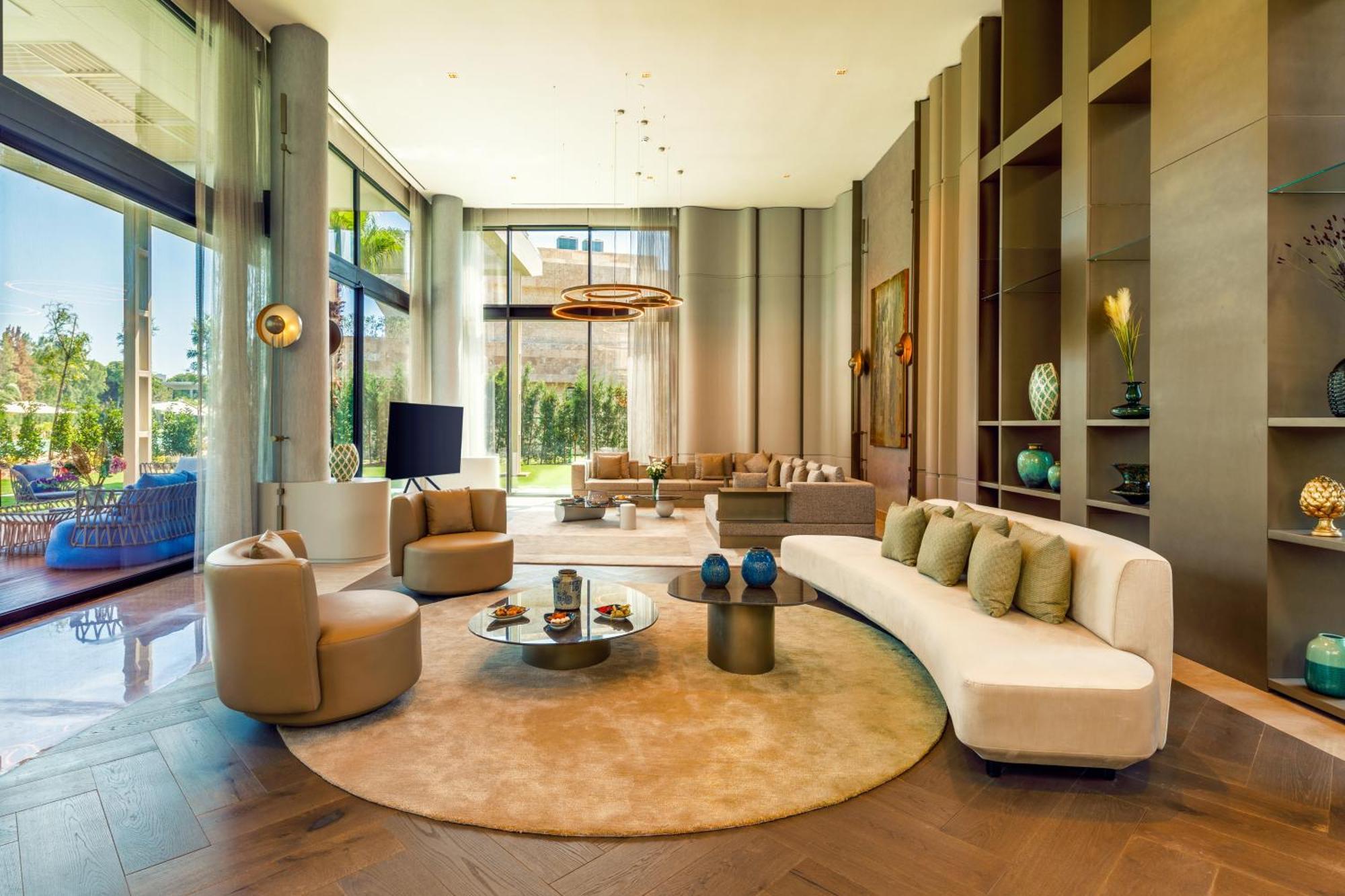 Palazzo Mansions 4 Bedrooms