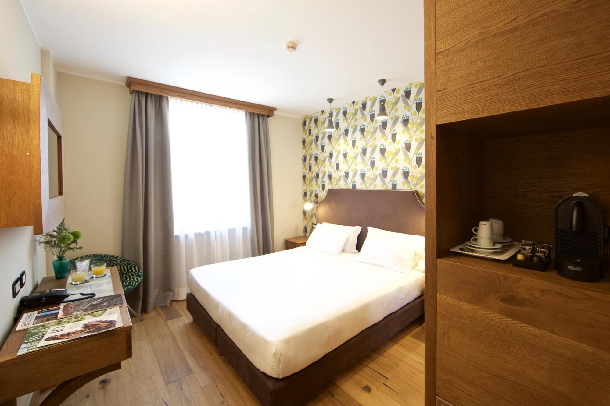 Double or Twin Room City View