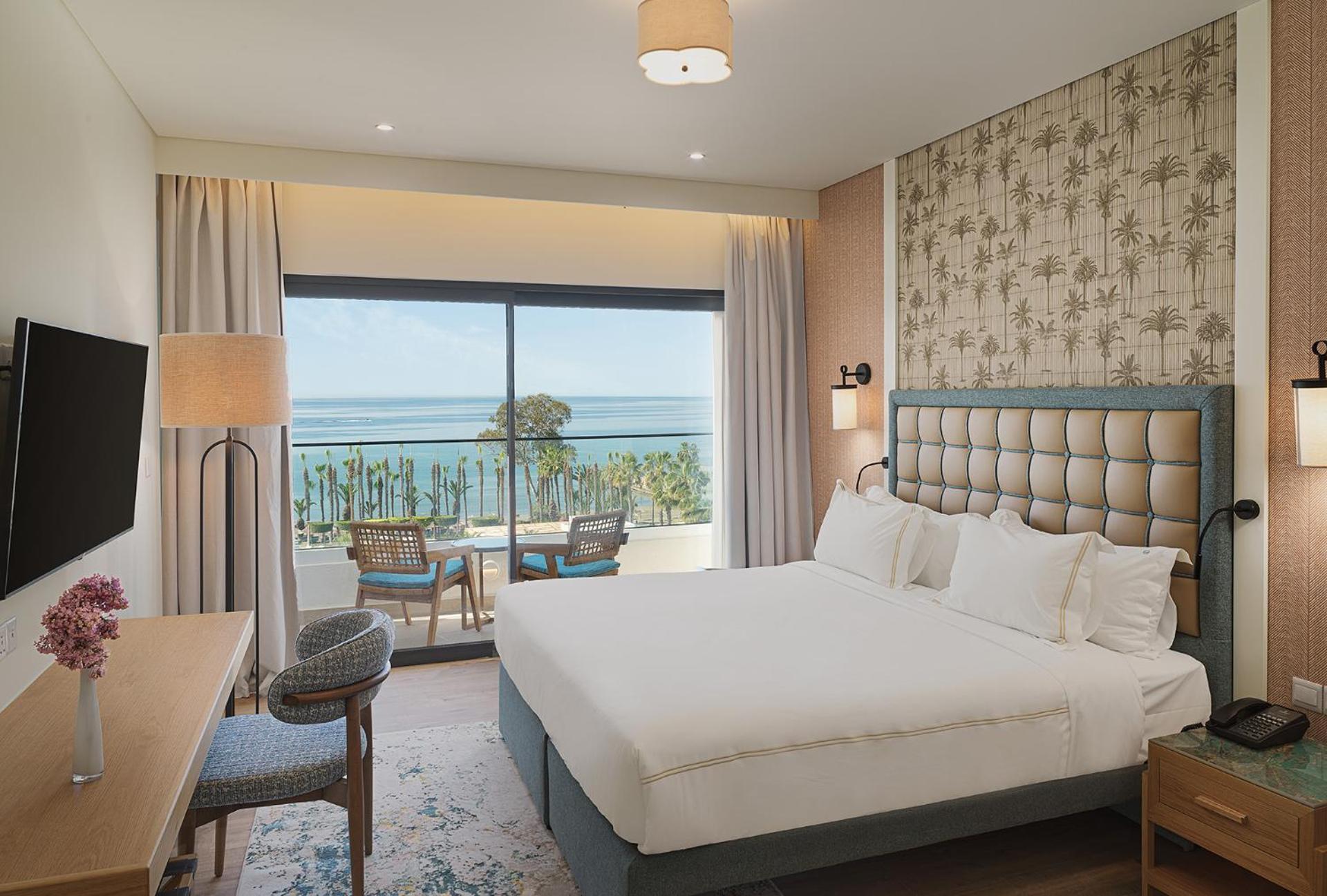 Deluxe Family Room Sea View