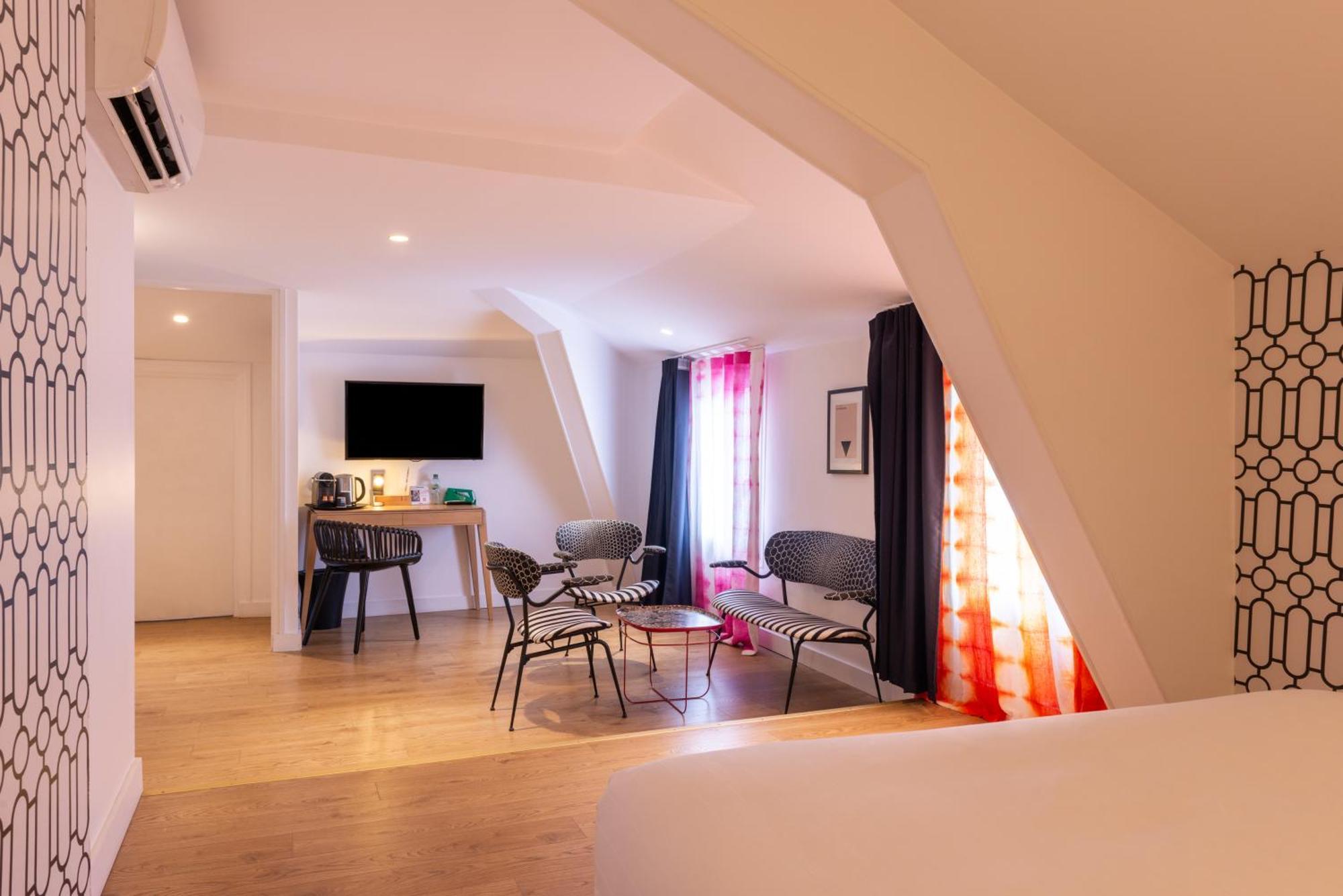 Mini Suite,1162649886:JPEG