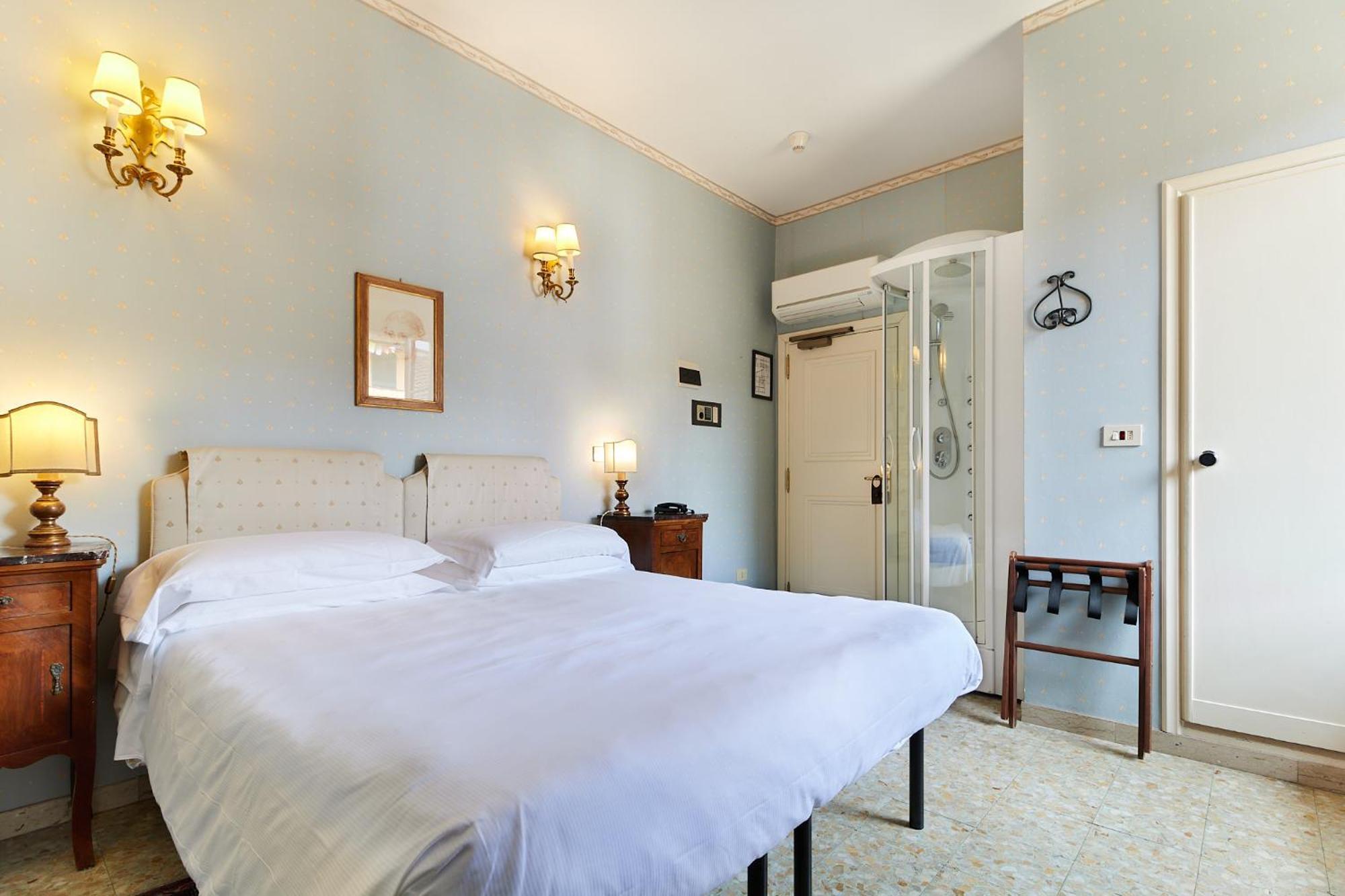 Economy Double or Twin Room,1586109965:JPEG