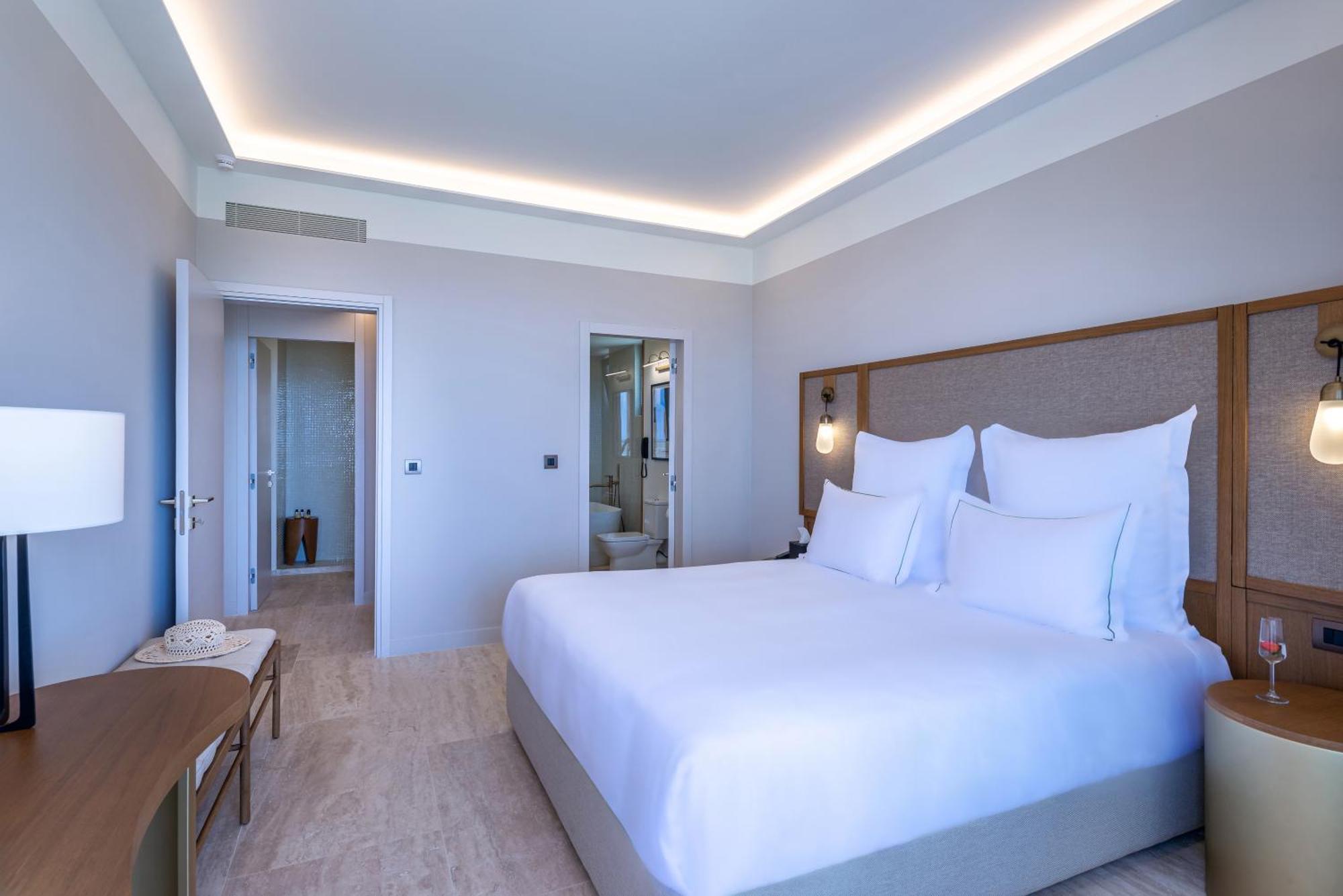 King Room Sea View Escape,1758277780:JPEG