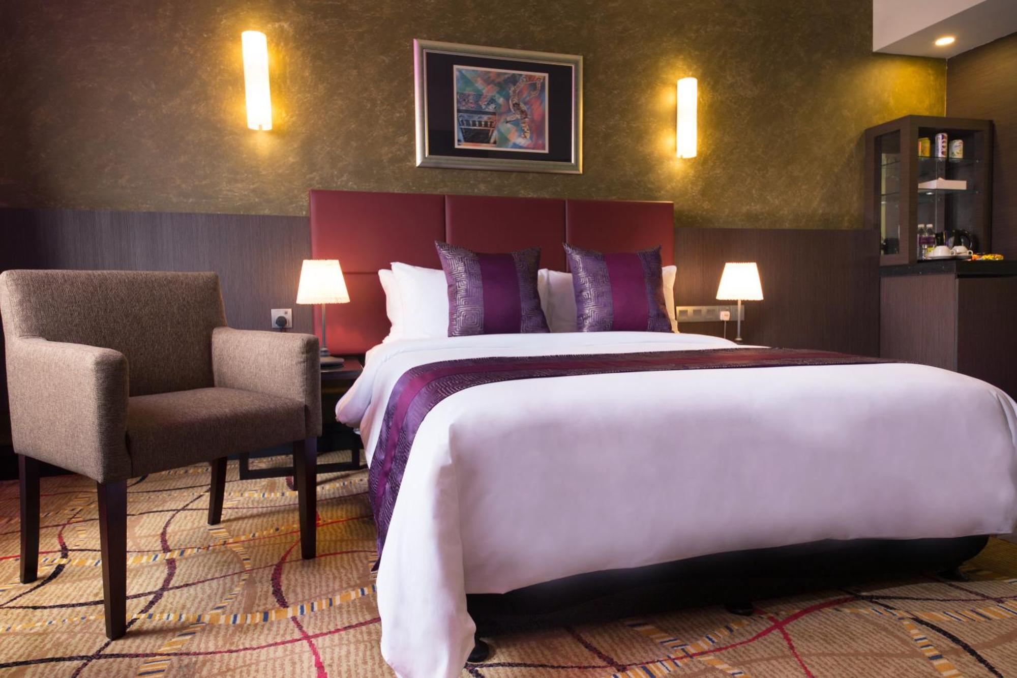 24 hours deal Superior Queen Room
