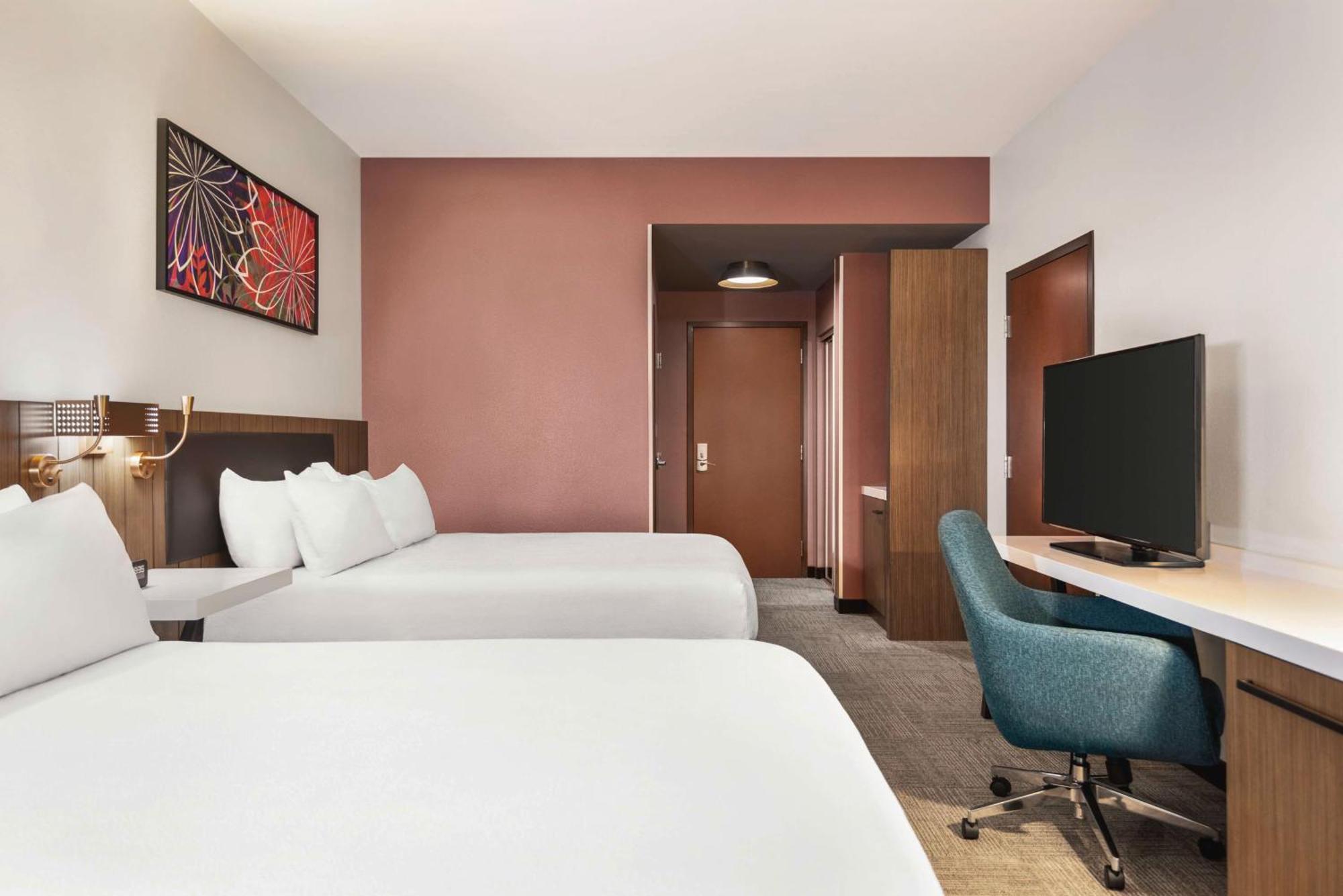 Queen Room with Two Queen Beds