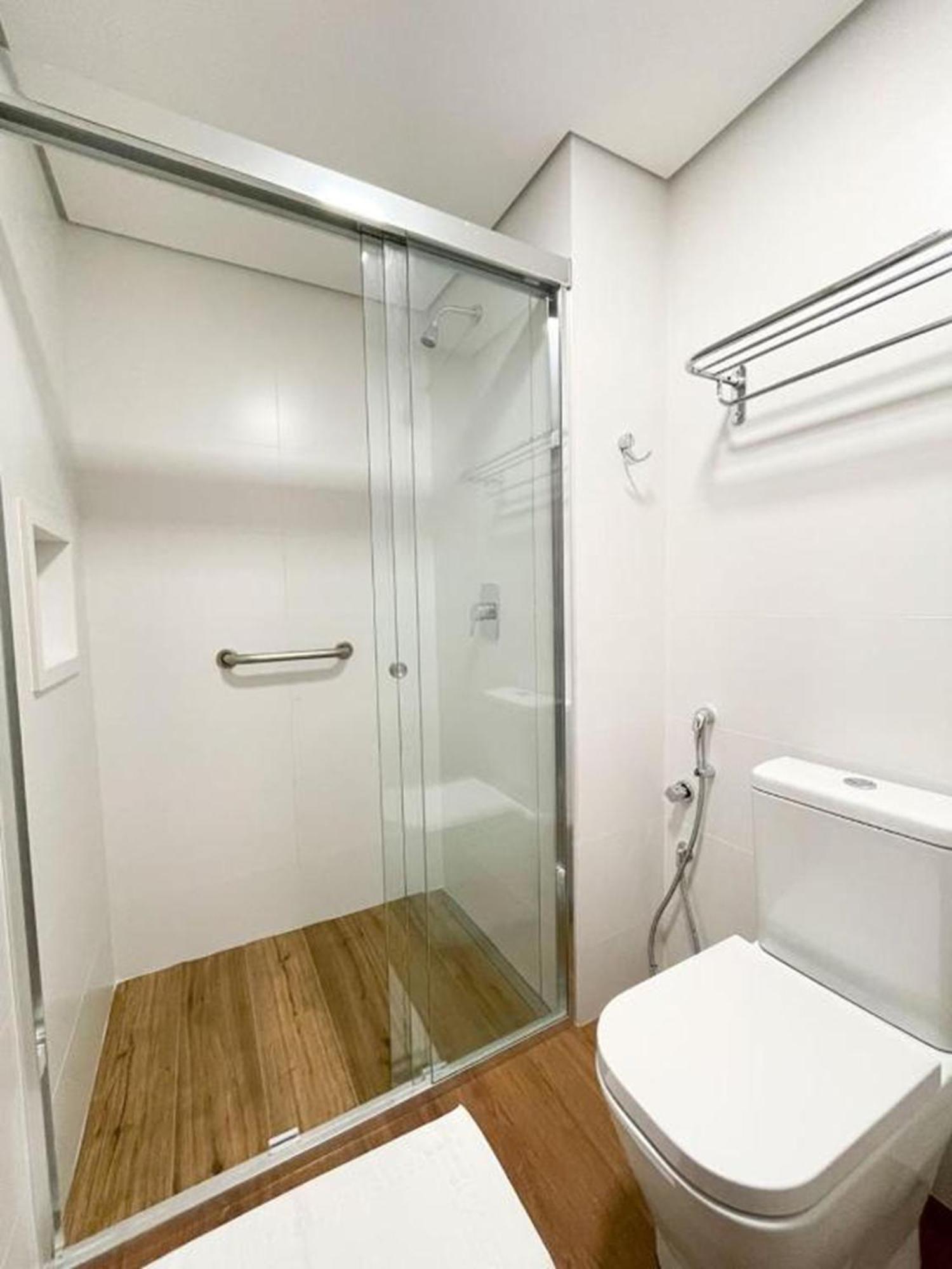 Suíte Júnior com Vista da Piscina