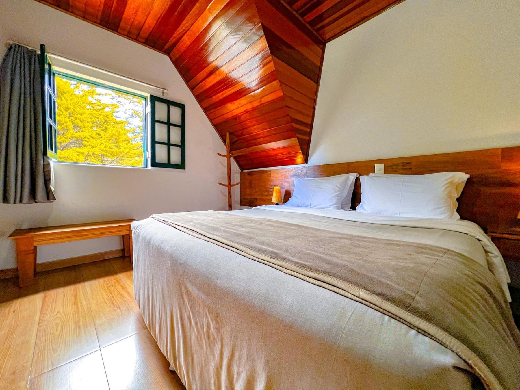 Quarto Duplo Deluxe
