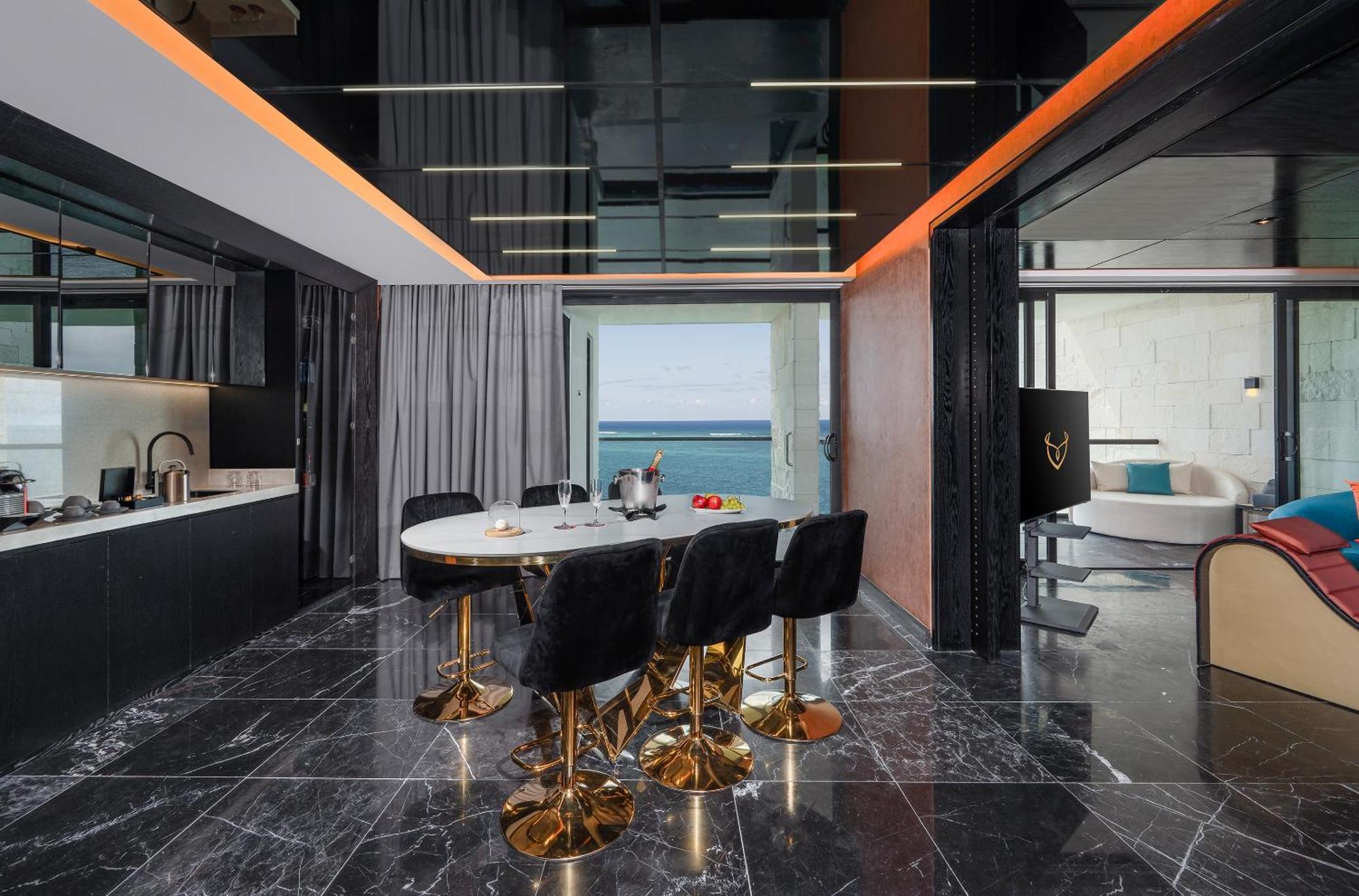 Diamond Ocean View Jacuzzi Suite – The Eden Section,1586828376:JPEG