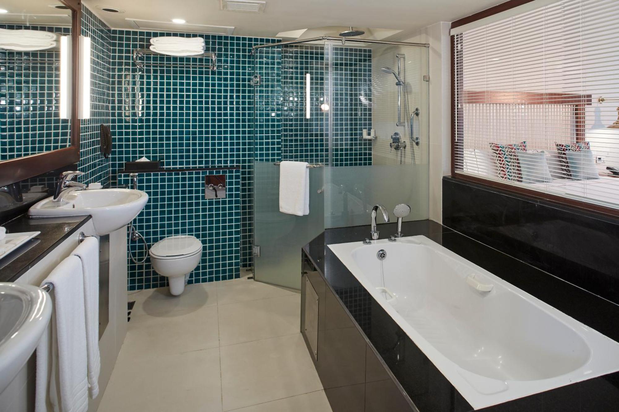 Luxury King Room - Personal Butler service | Guaranteed Early Check-in (Mon–Thu stays) | Free Laundry (2 items per stay) | Valid for stays until 31 July 2026
