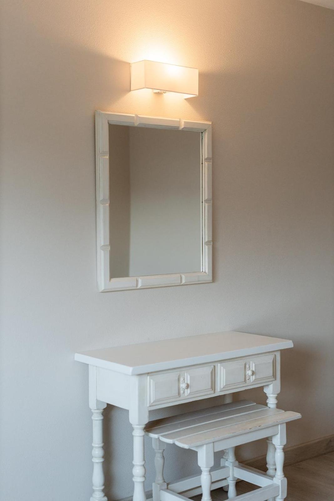 Standard Single Room,1587496125:JPEG