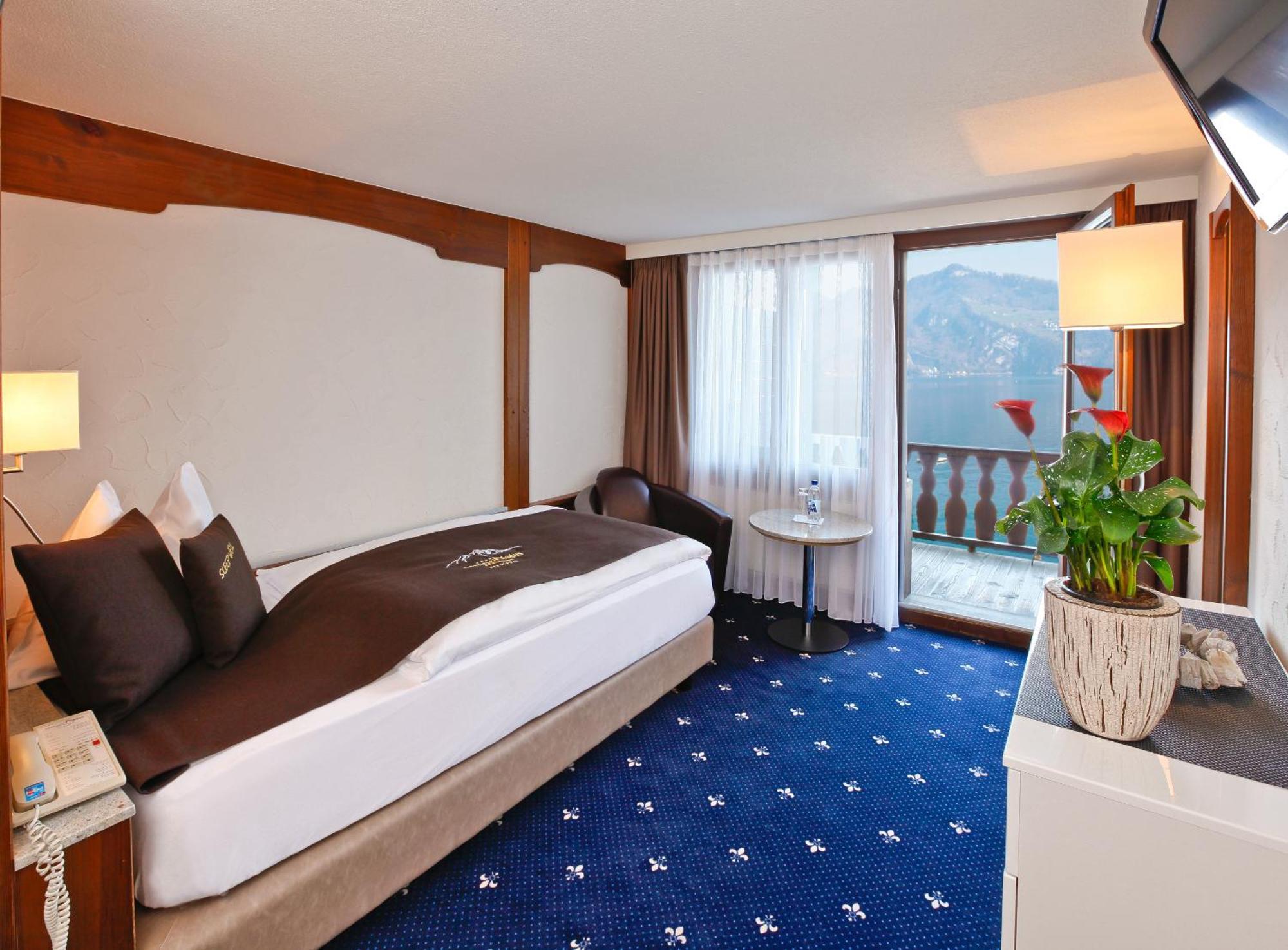 Single Room Lake View