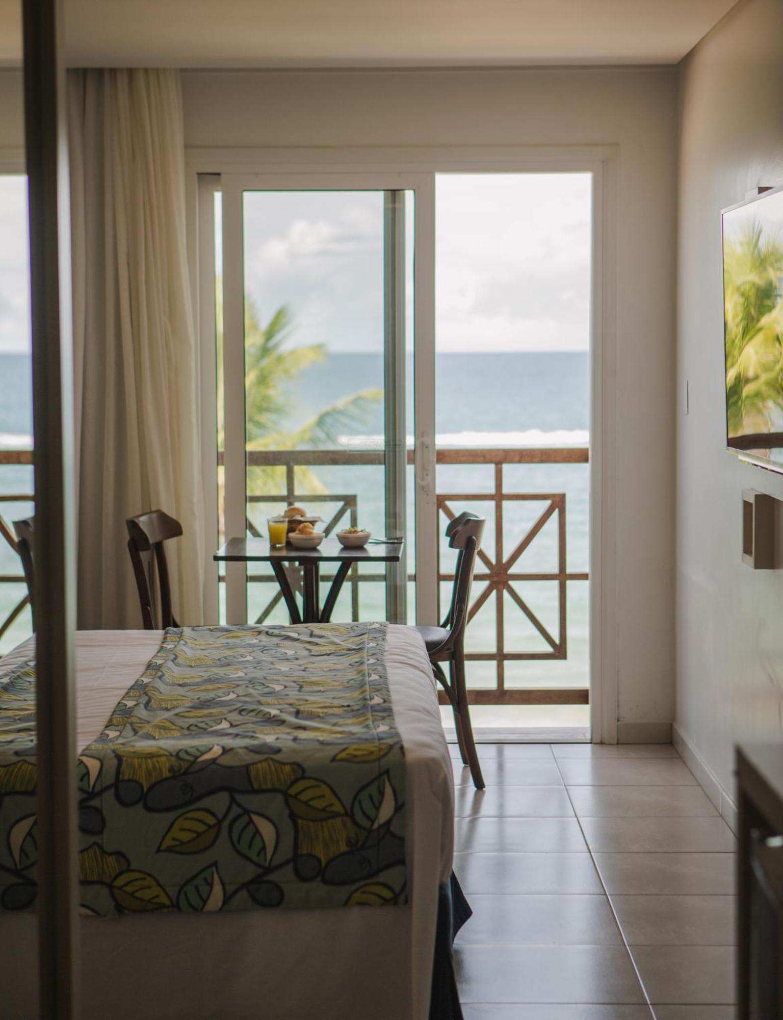 Double or Twin Room Sea View