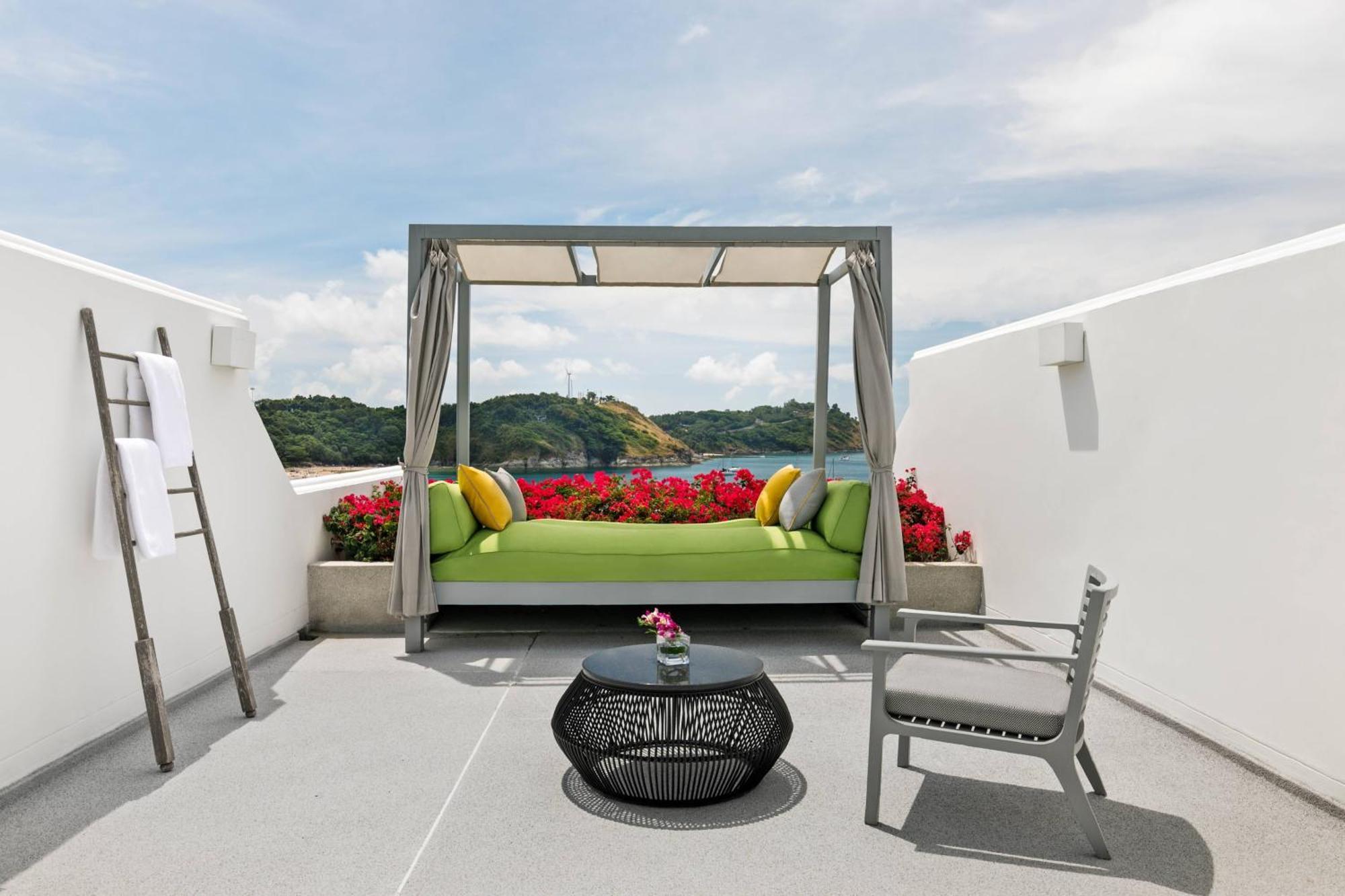 Grand Ocean View Room