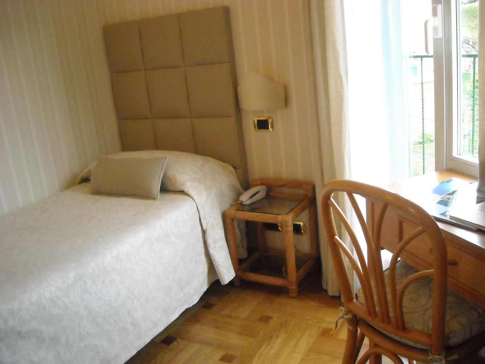 Single Room Beach Access