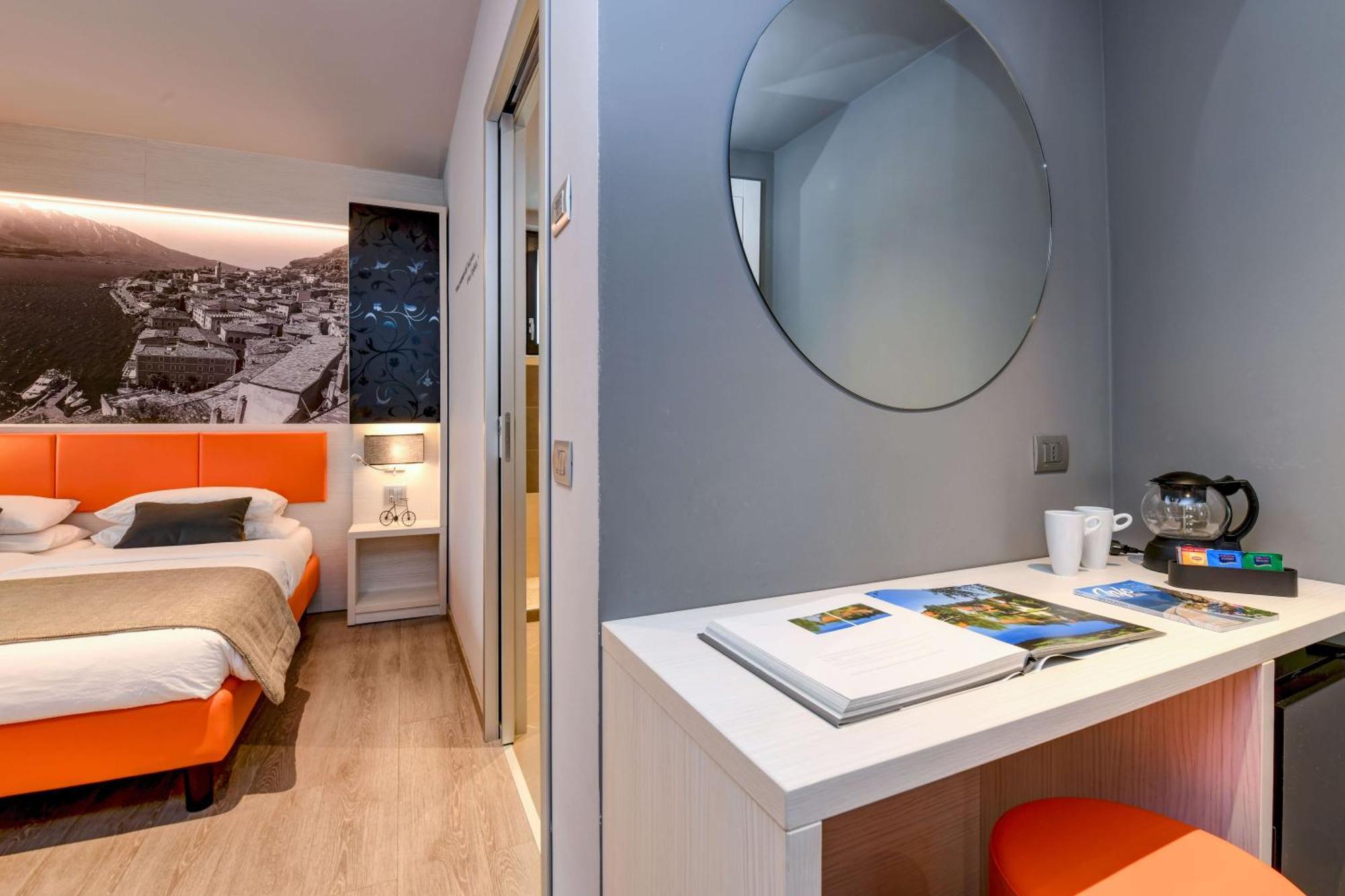Basic Twin Room Mountain View