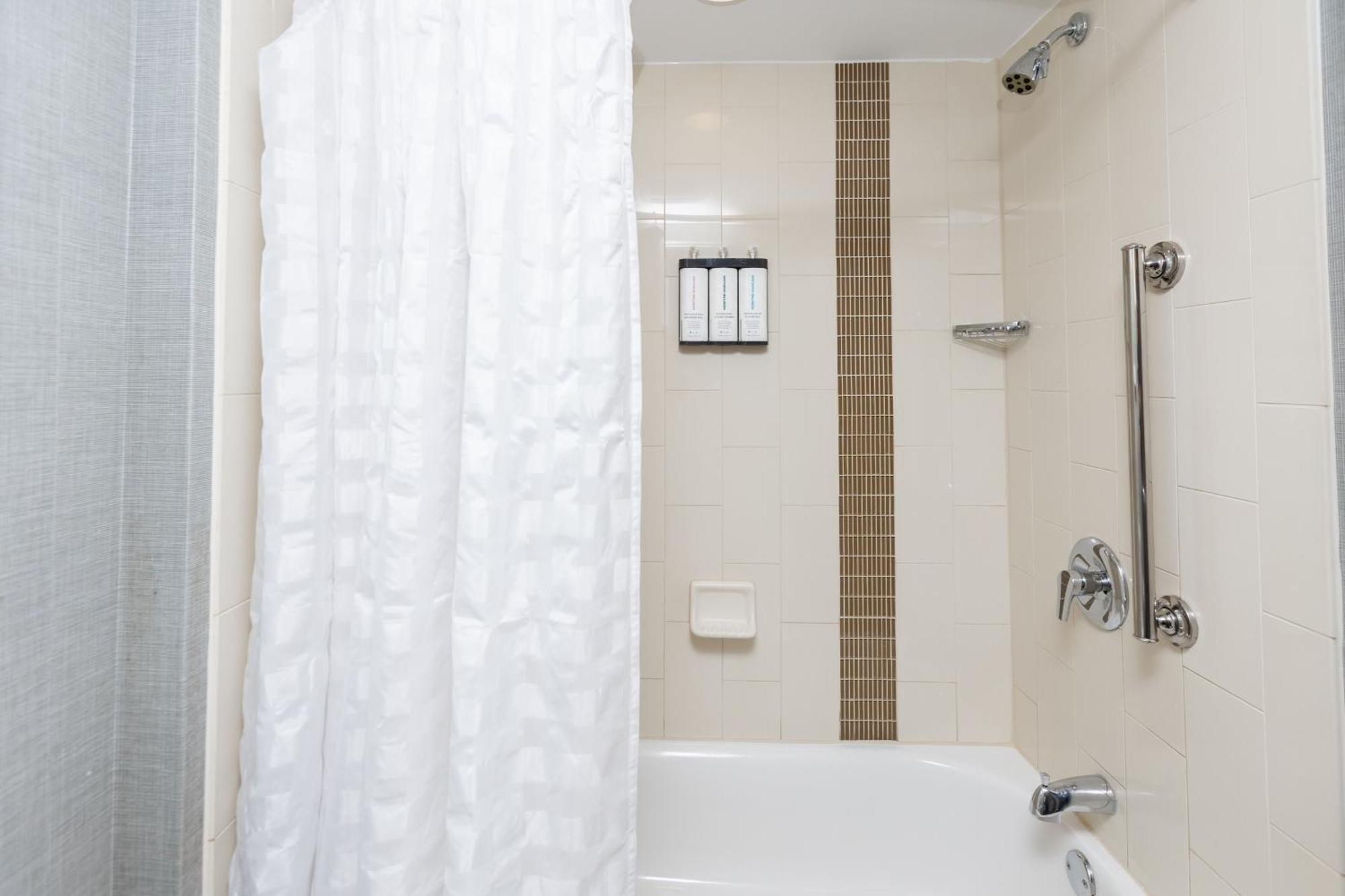 Specialty King Room Bath Tub,1705015339:JPEG