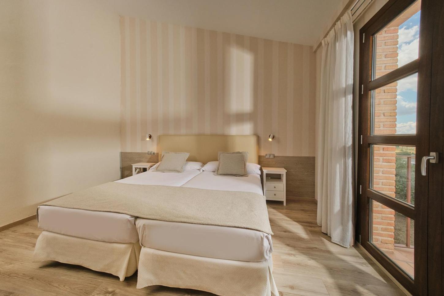 Double or Twin Room Balcony