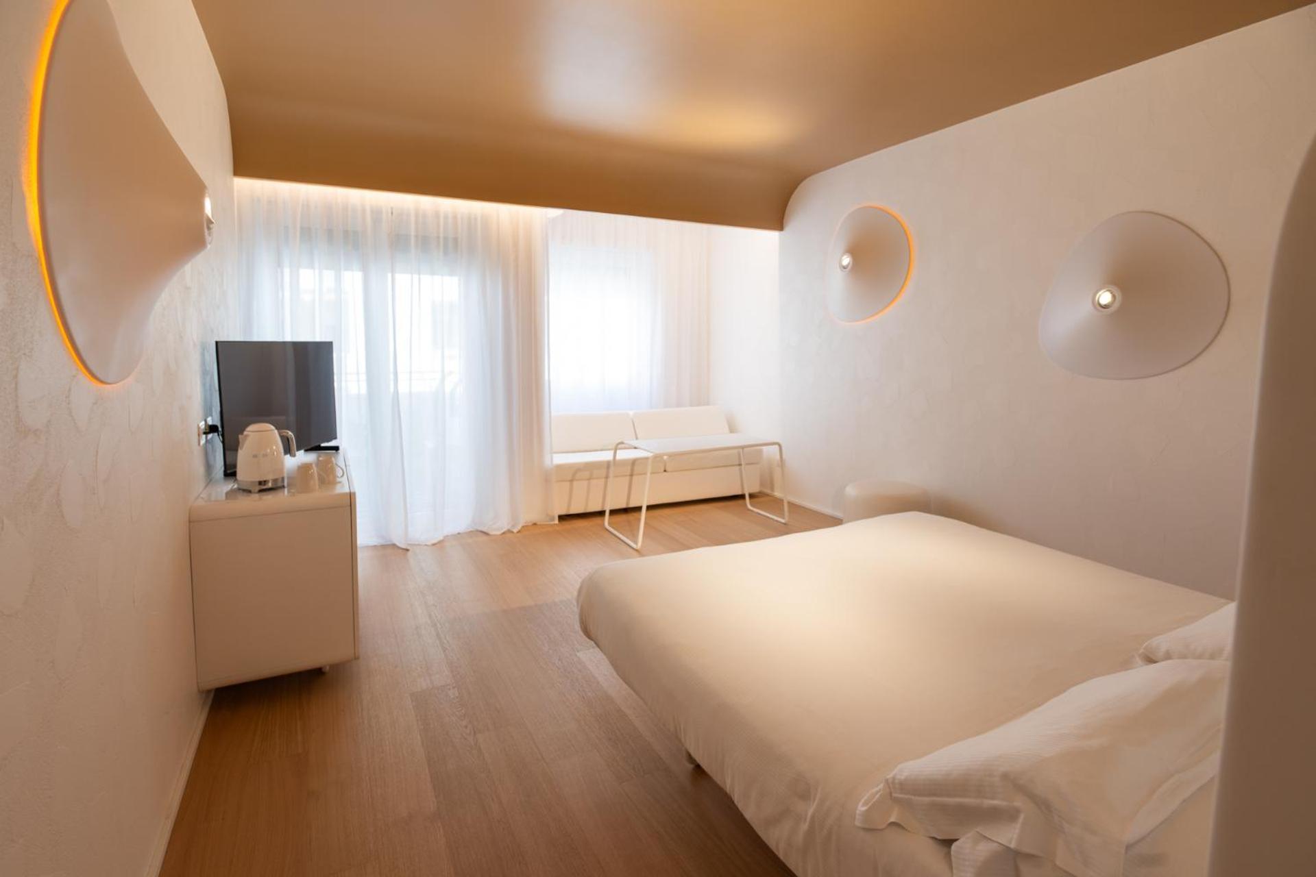 Premium Quadruple Room