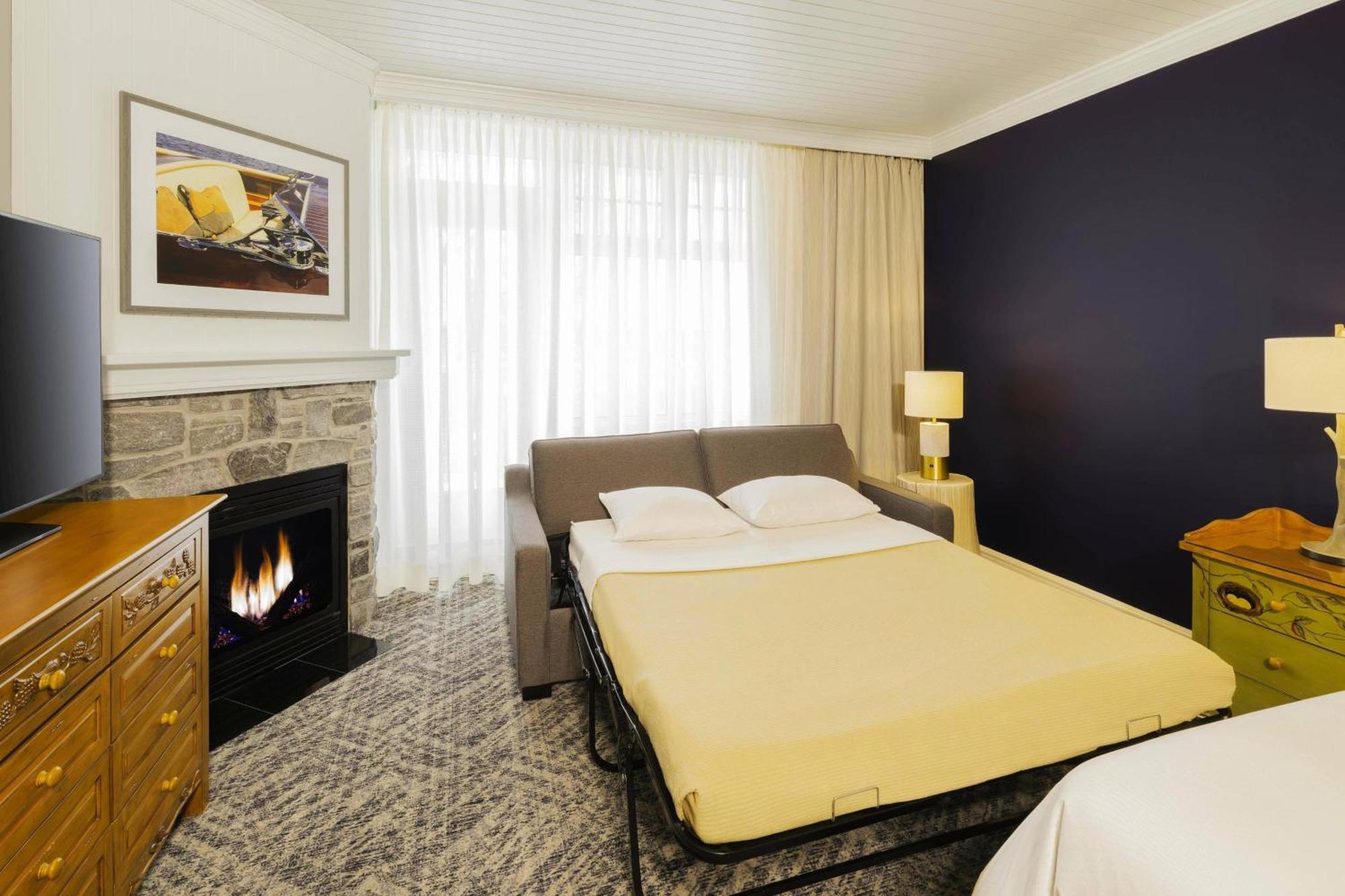 Studio 1 King, Sofa Bed, Water View, Fireplace, Balcony