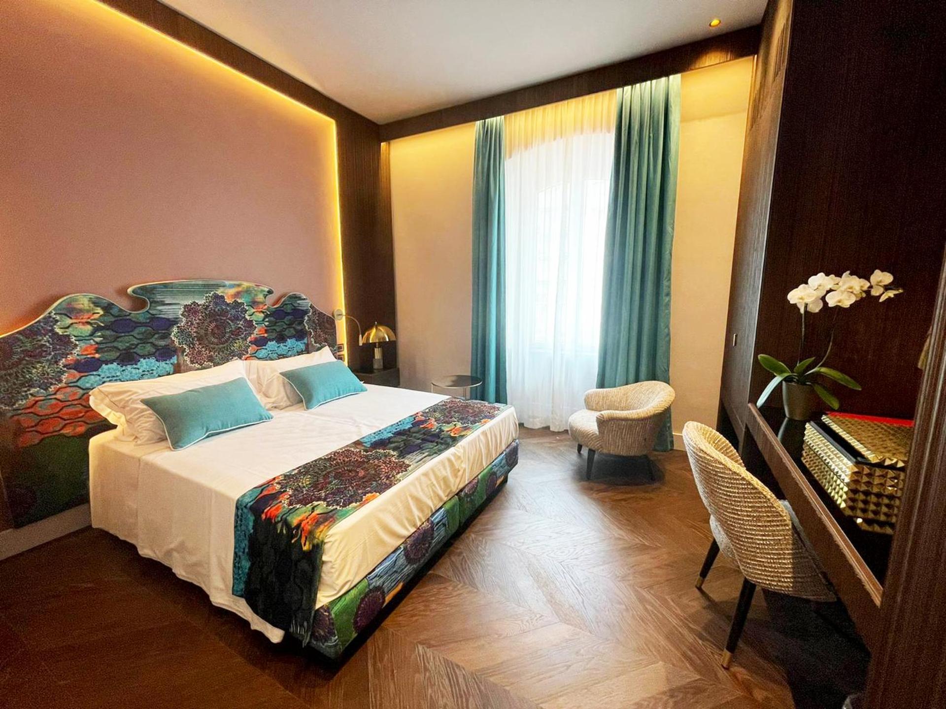 Superior Double Lateral room