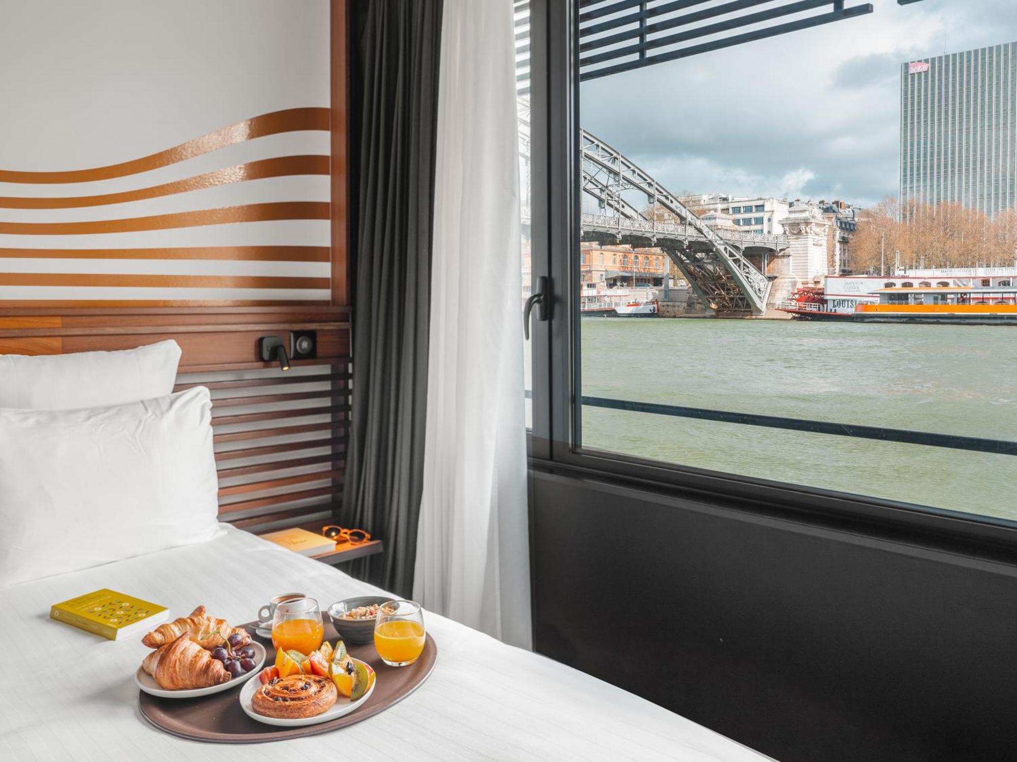 Double Room Seine River View,1595430658:JPEG