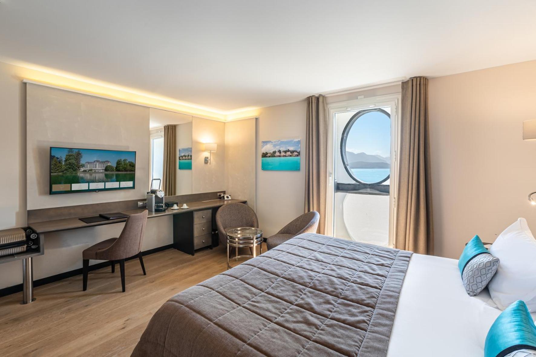 Prestige Lake Room Spa Access Reservation Needed,1716979269:JPEG
