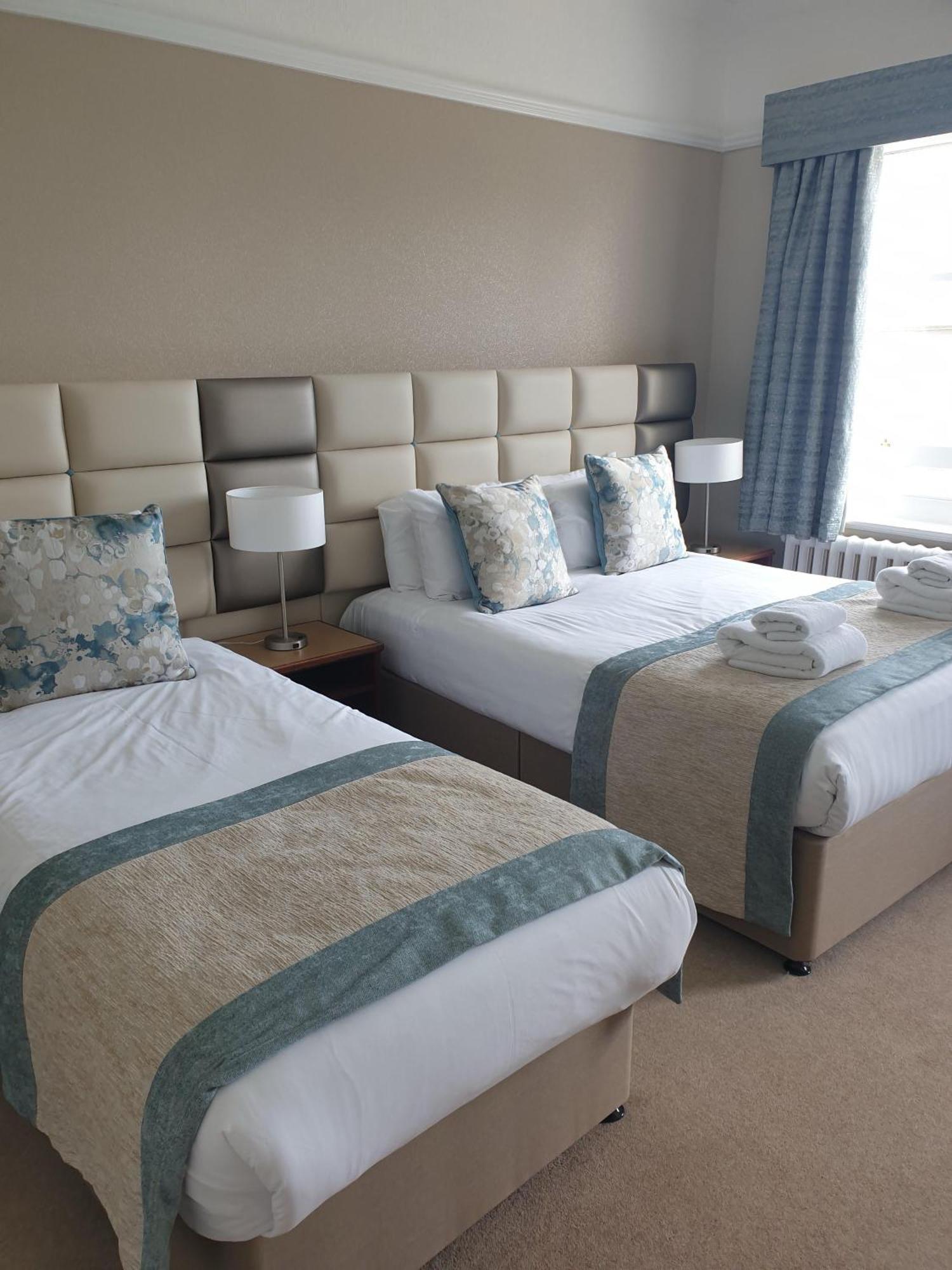 Standard Family Room with Sea View