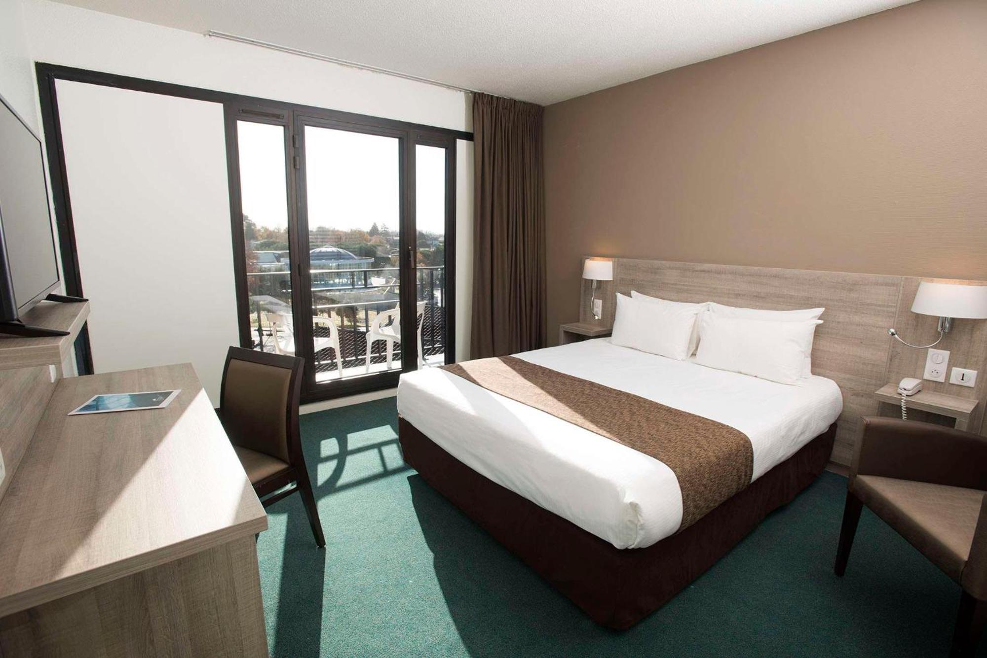 Double Room,1600216808:JPEG