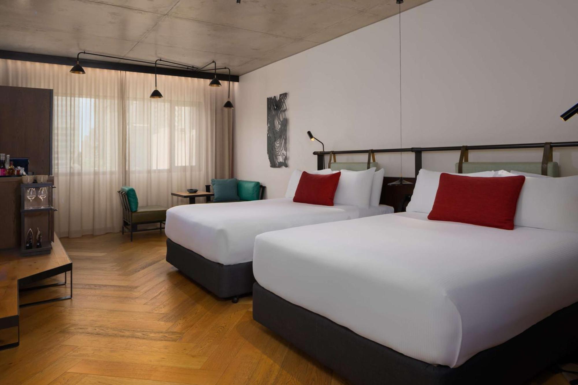 QT Deluxe Twin Room