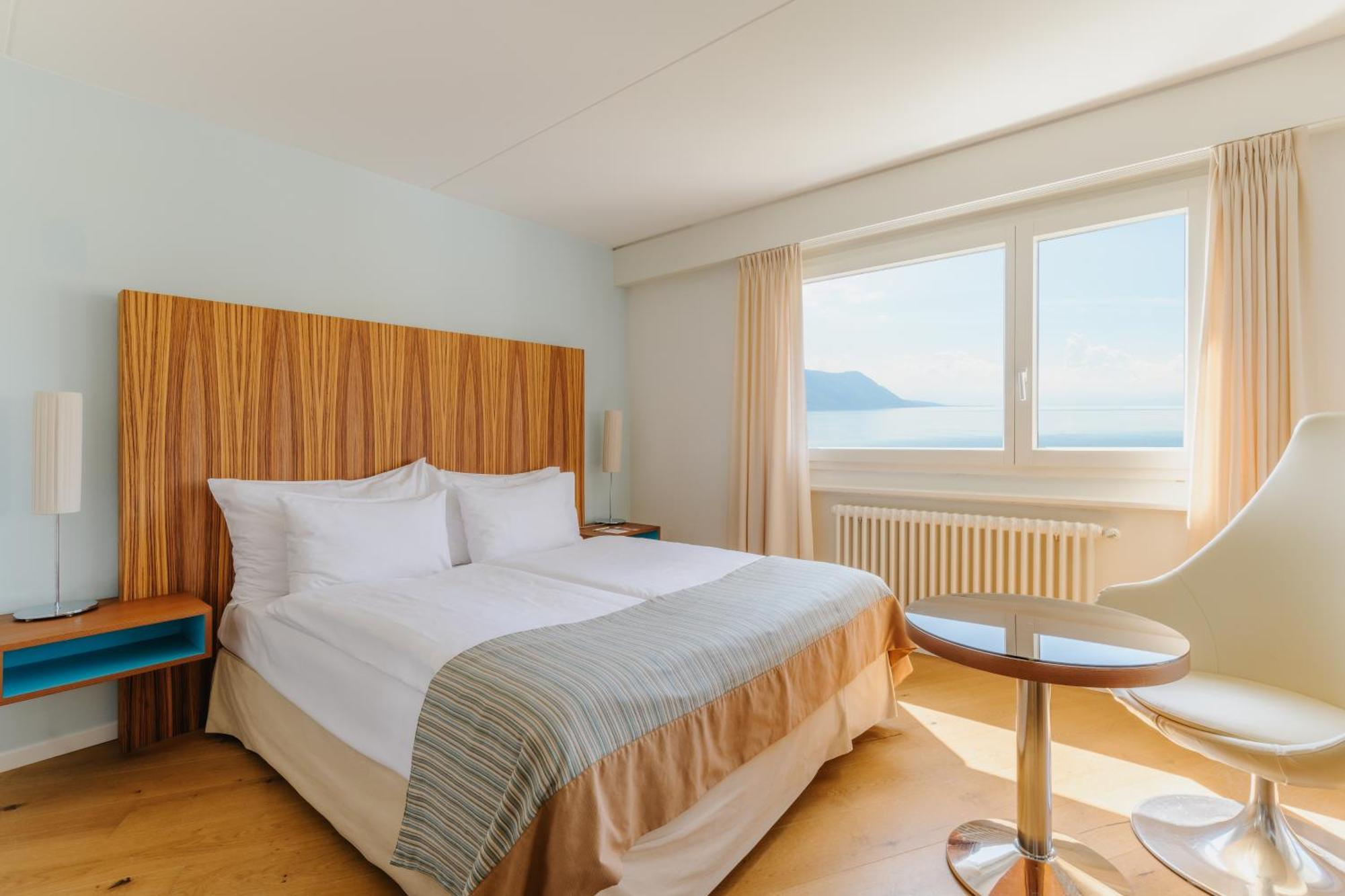 Cosy Mona – lake view and balcony