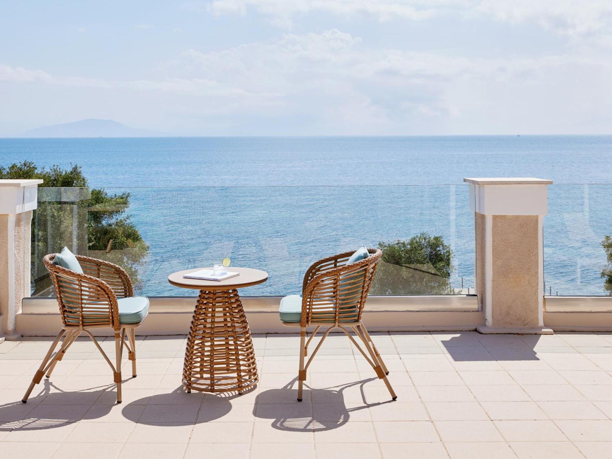 Superior Family Room Sea View