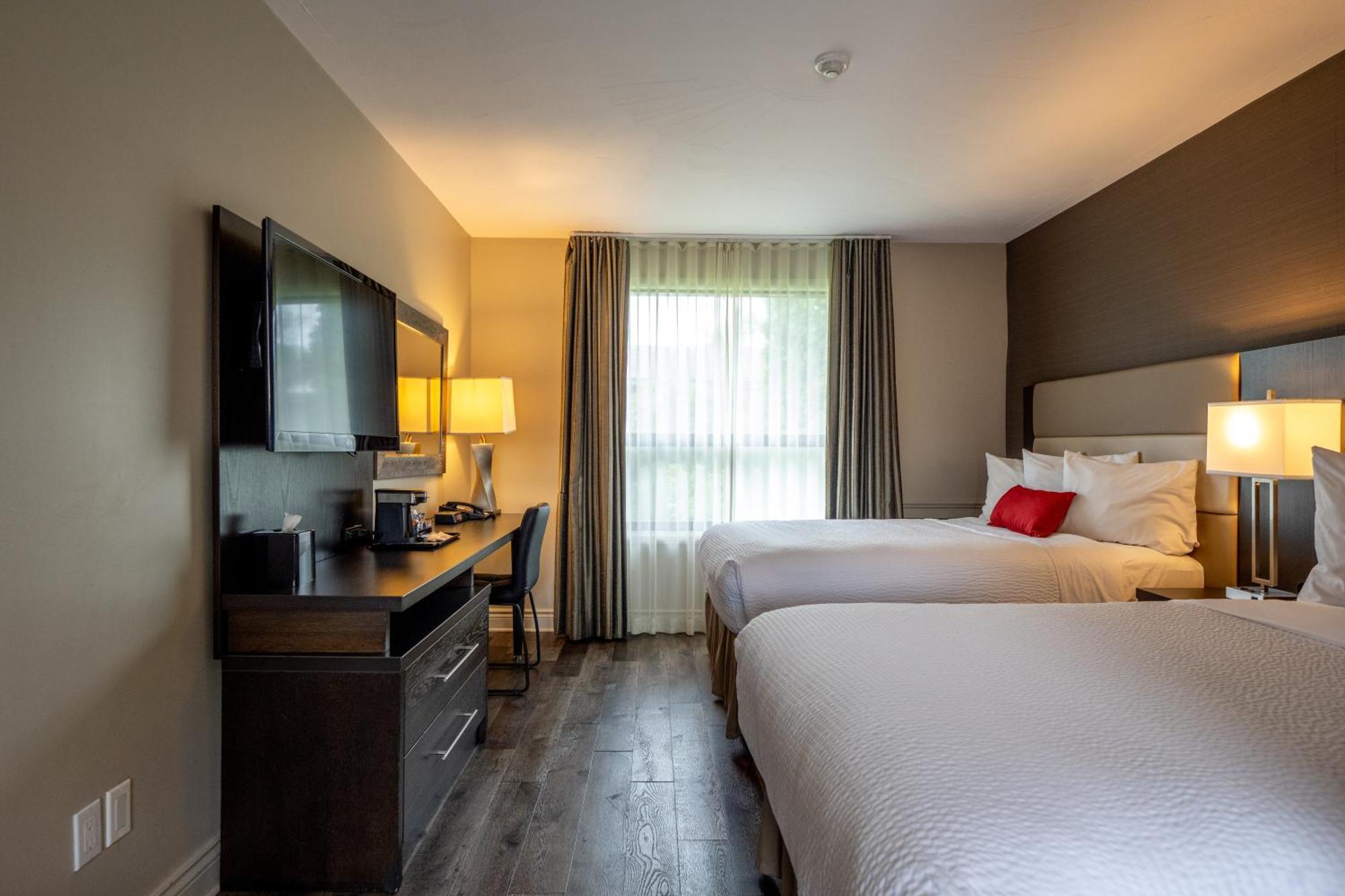 2 Double Beds, Standard, Non-Smoking