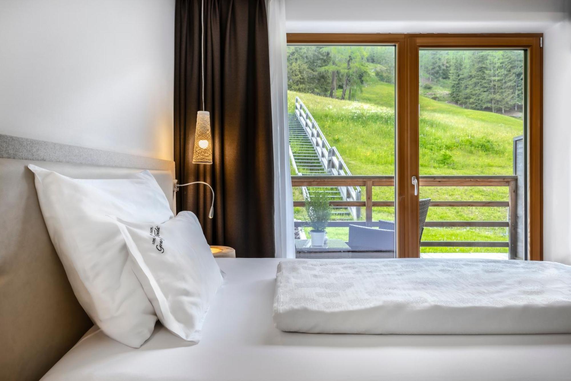 Single Room Balcony