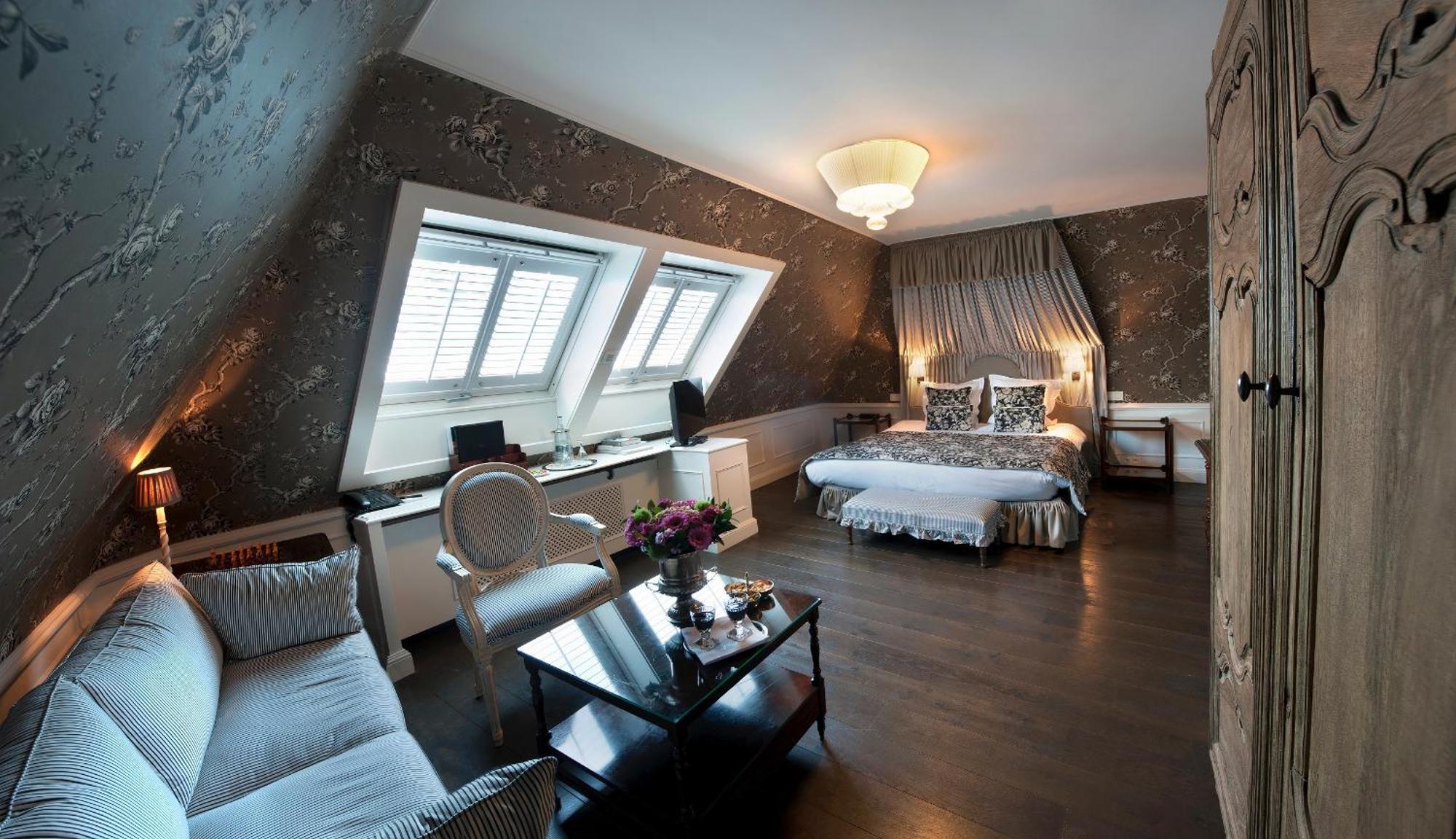 Junior Suite,1606042485:JPEG