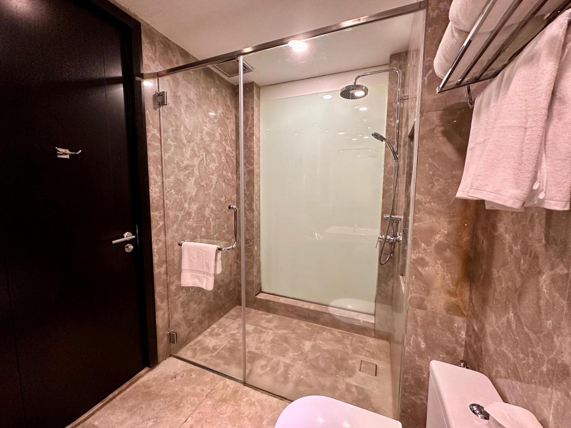 Premier King Room
