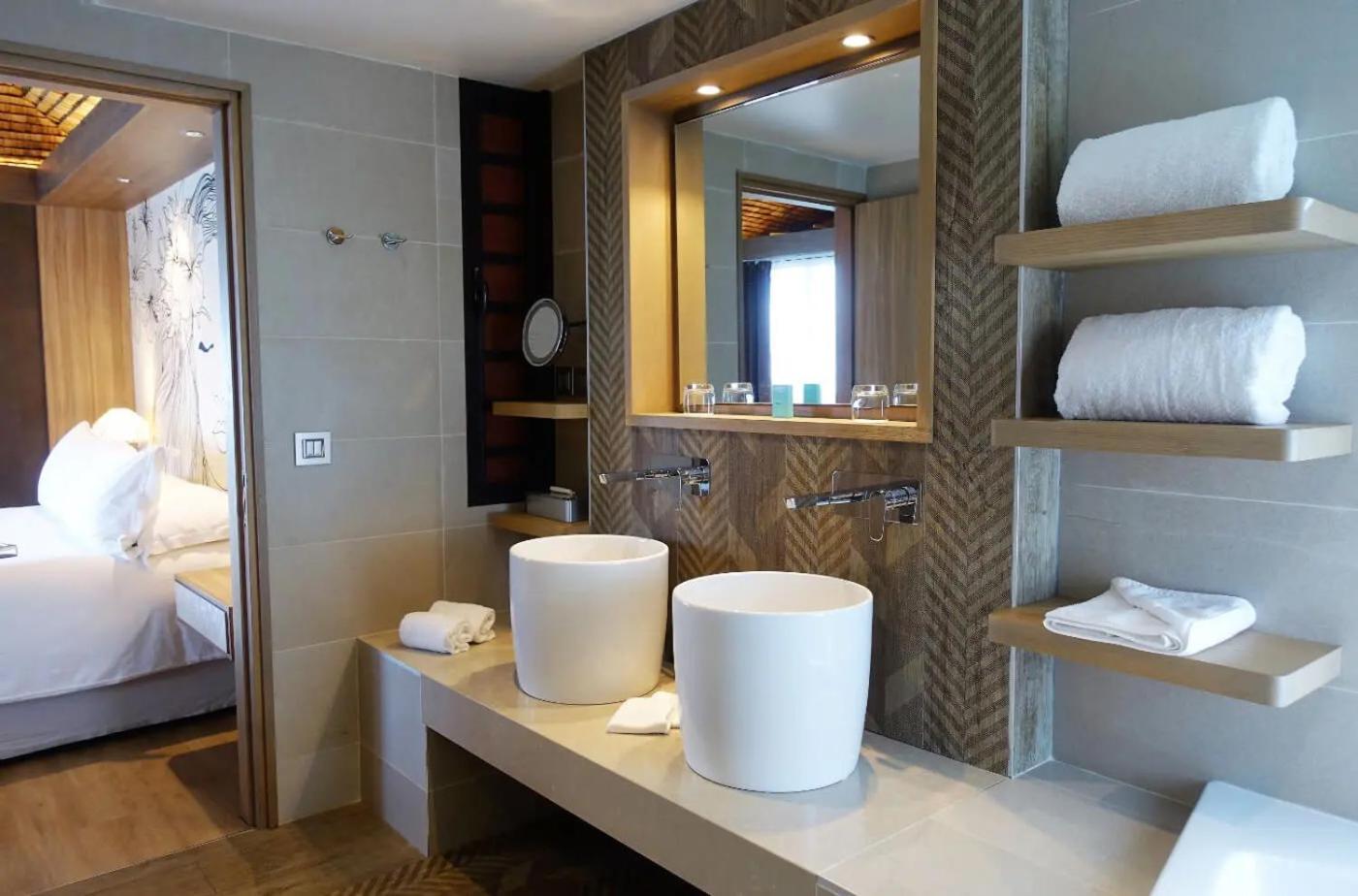 Overwater Bungalow con 1 letto king size e vista oceano