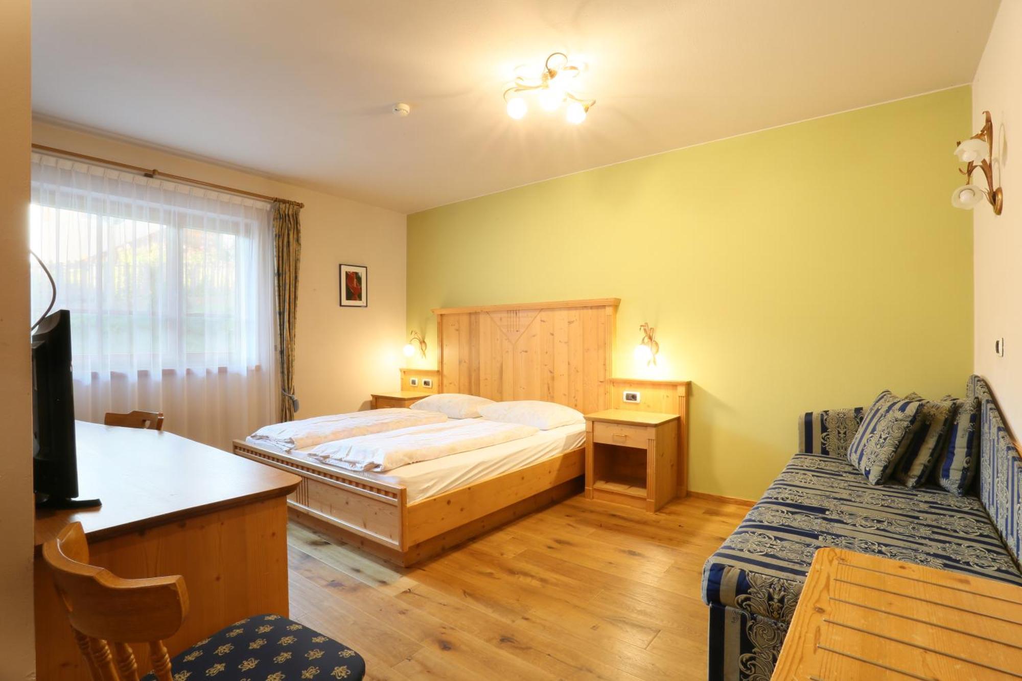 Double Room without Balcony,1609743096:JPEG