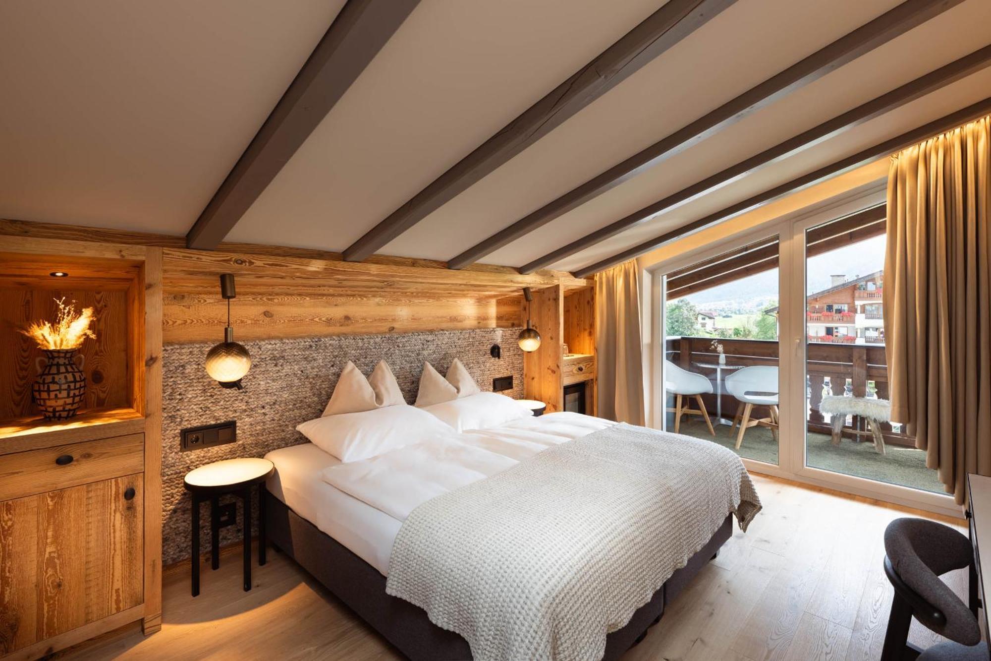 Familiensuite mit Balkon
