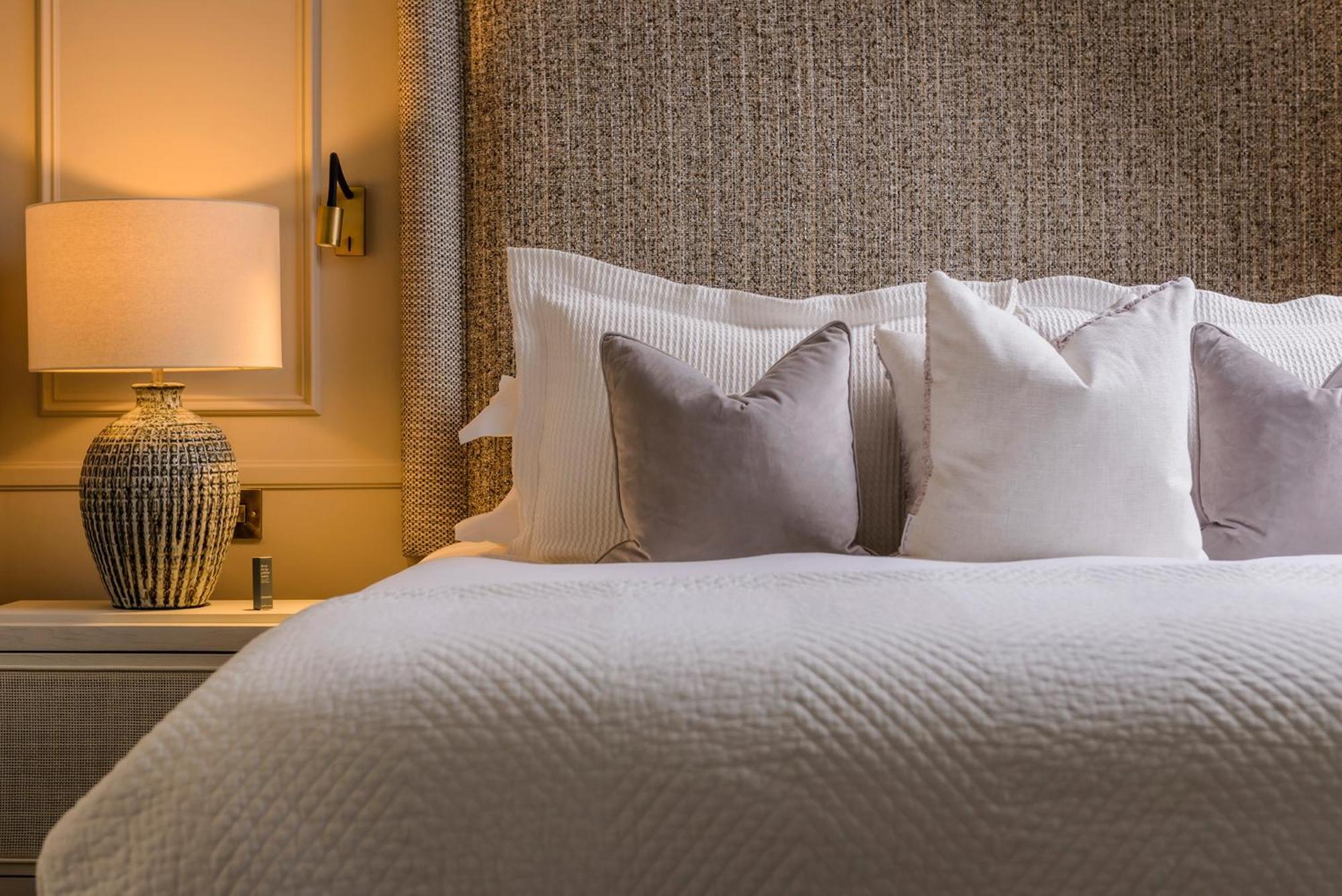 Arbutus Suite