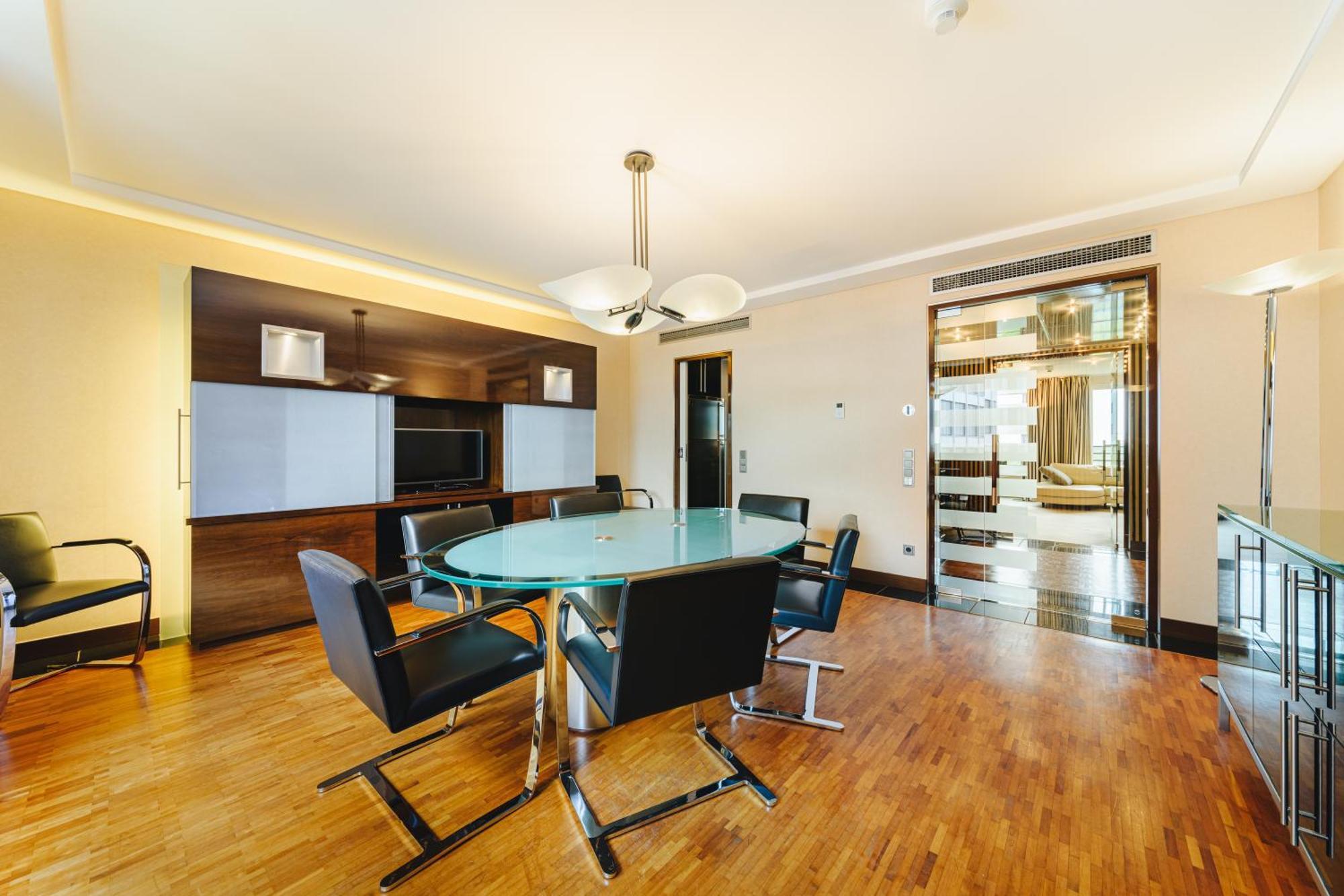 Presidential Suite