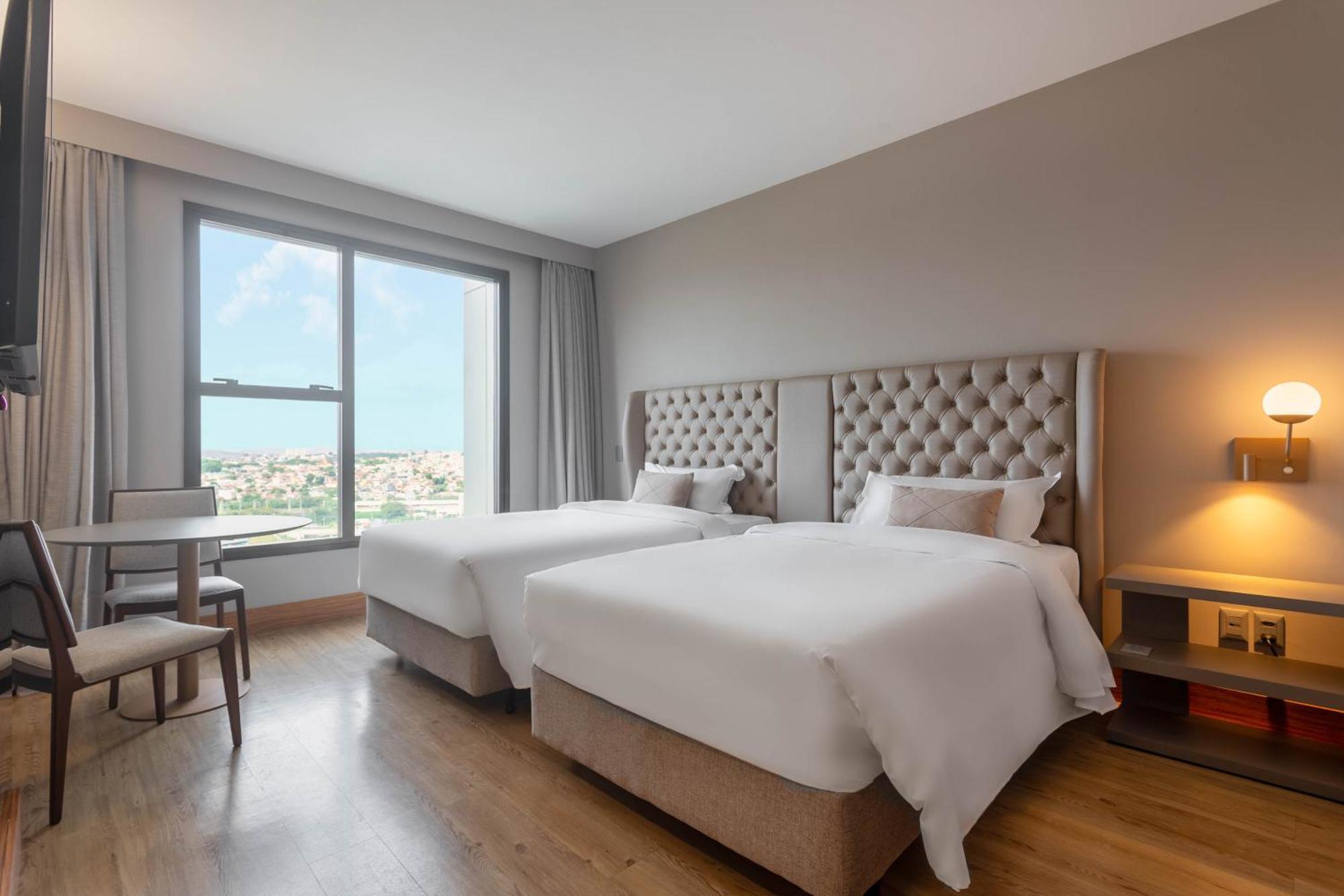 Quarto Deluxe com 2 Camas de Solteiro
