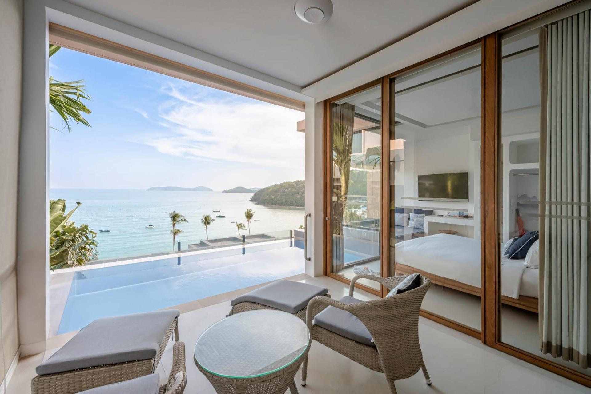Panoramic Pool Villa (Free Selected Minibar)